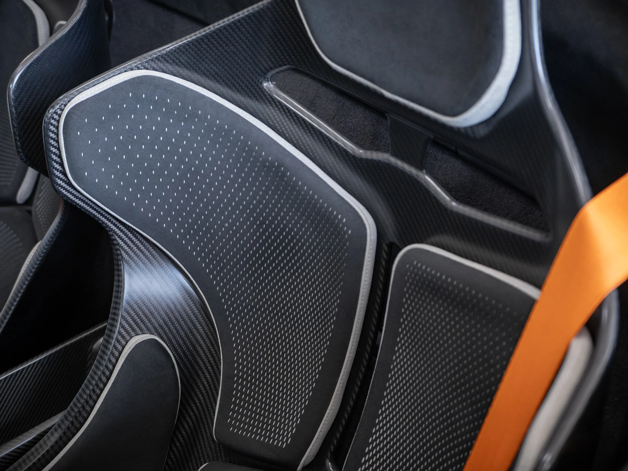 McLaren 765LT-33.jpg