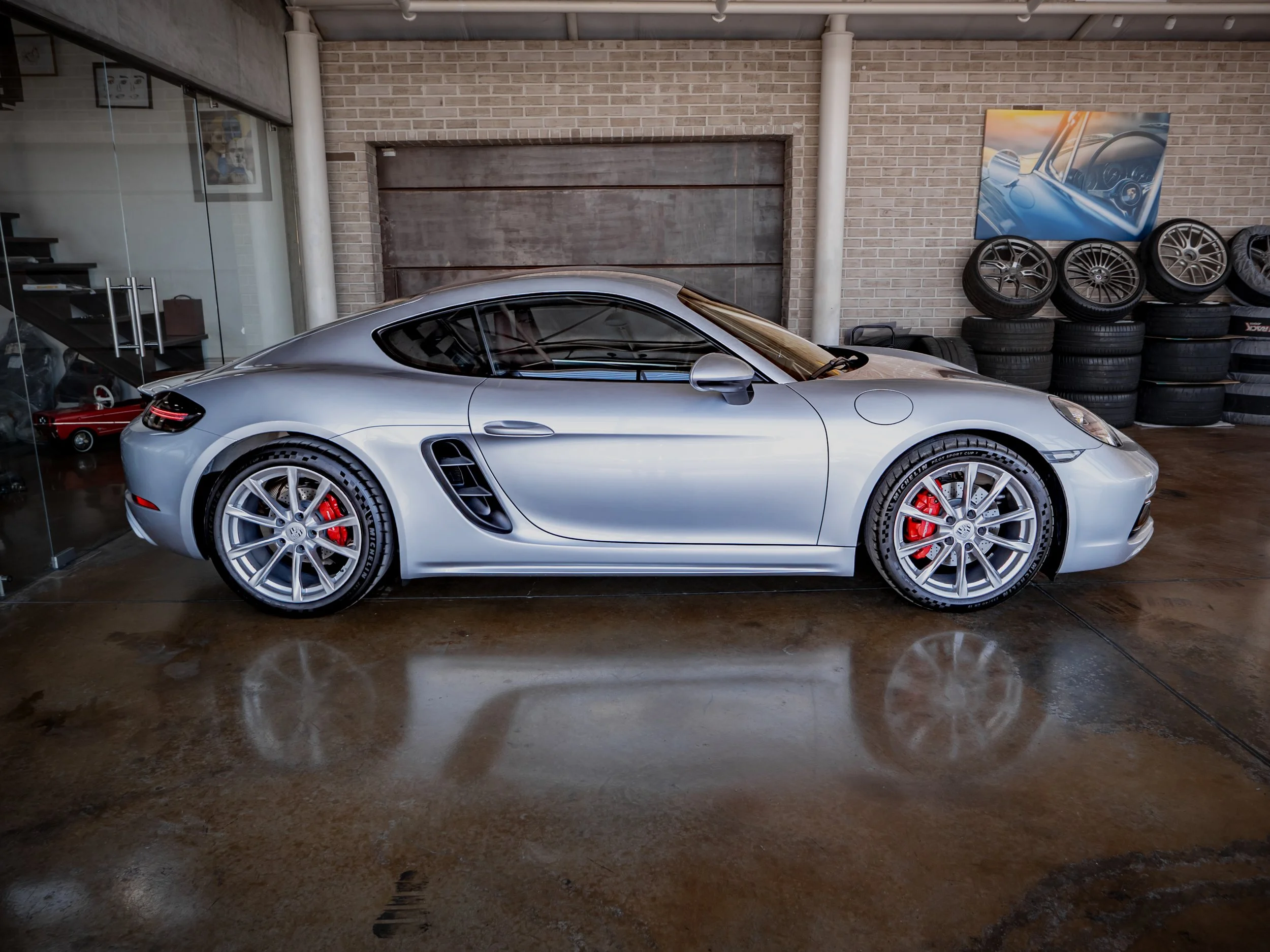 Porsche Cayman-7.jpg