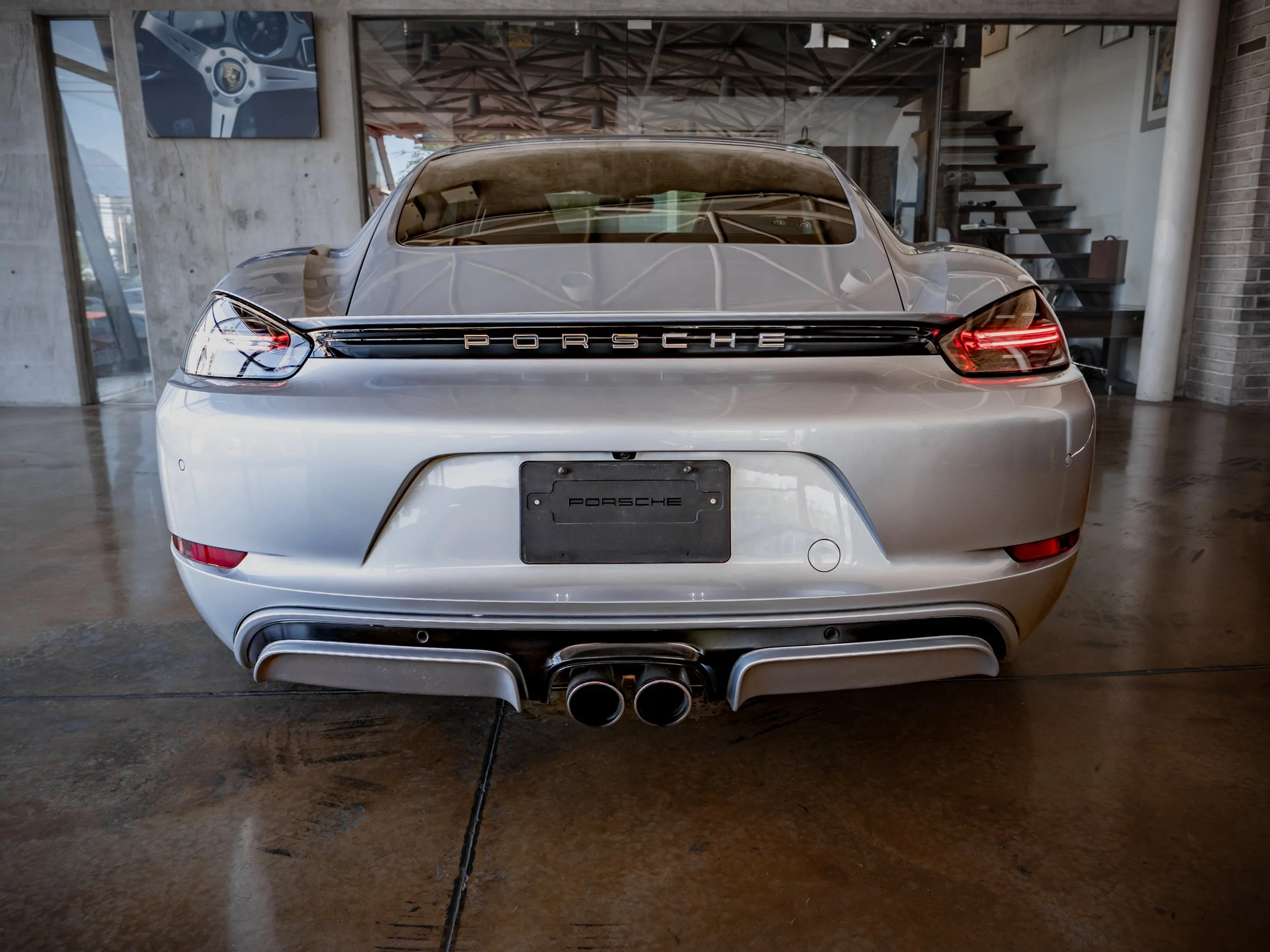 Porsche Cayman-15.jpg