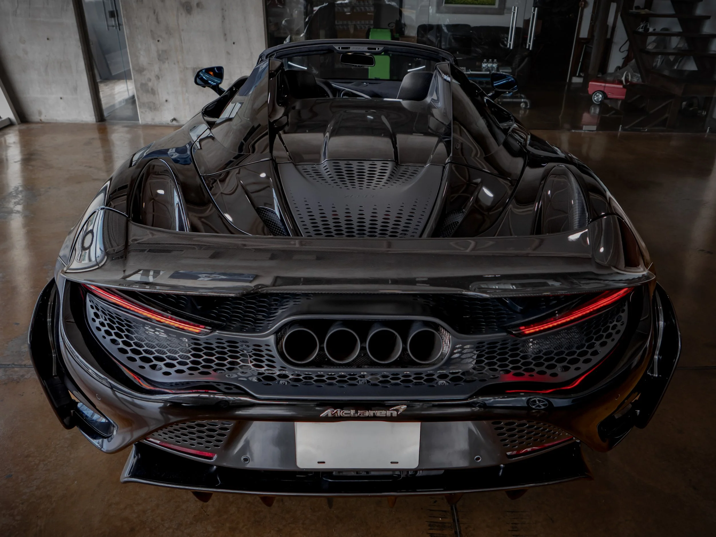 McLaren 765LT-26.jpg