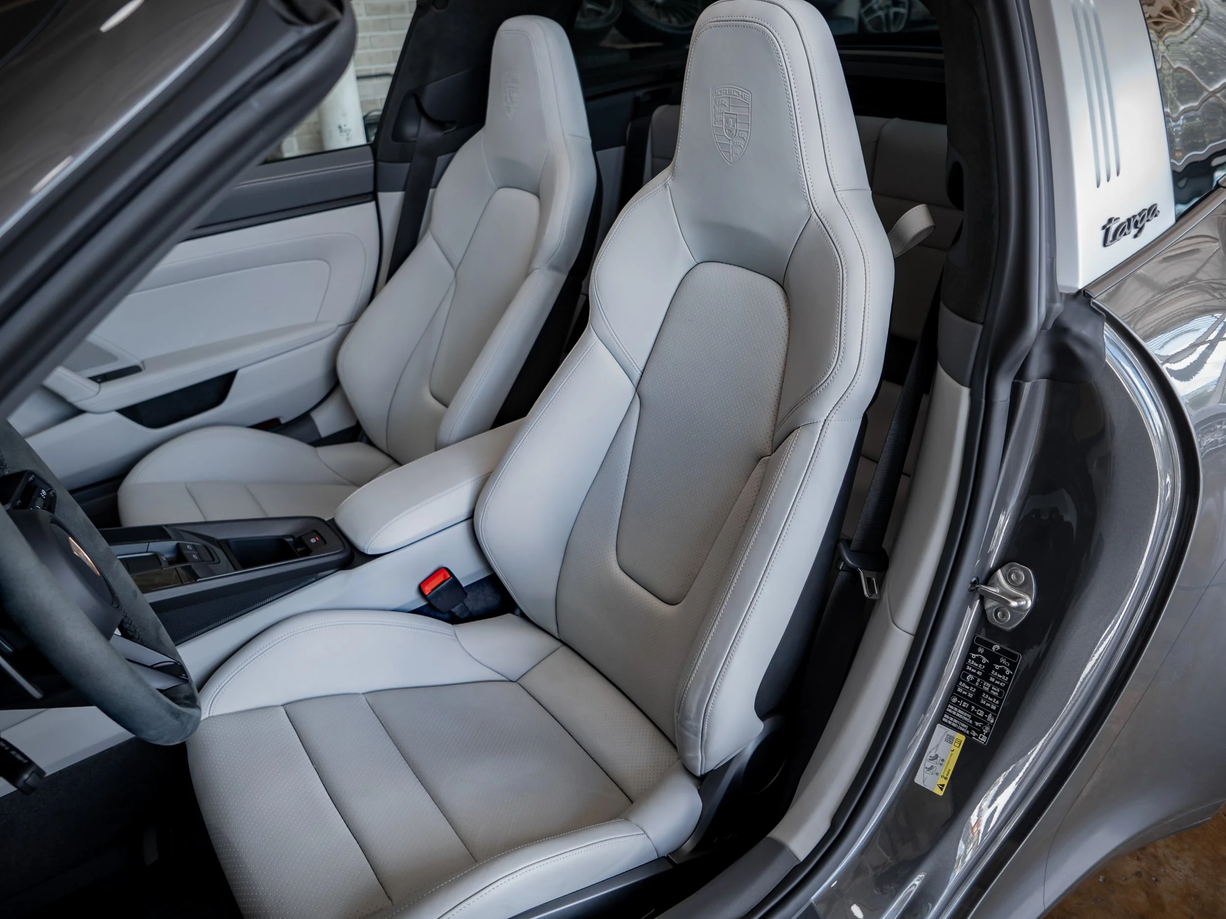 Porsche Targa GTS Gris-15.jpg