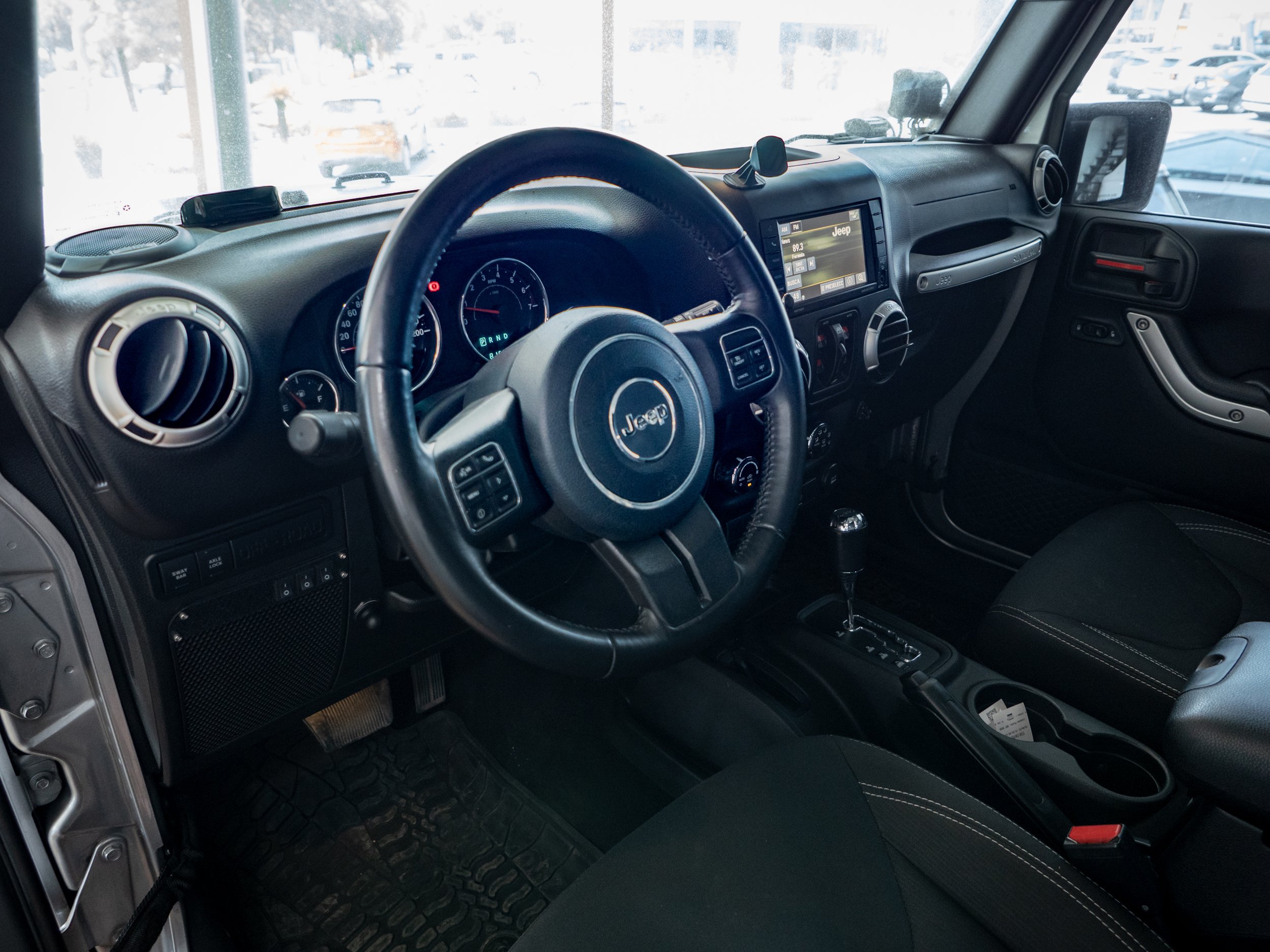 Jeep Rubicon-16.jpg