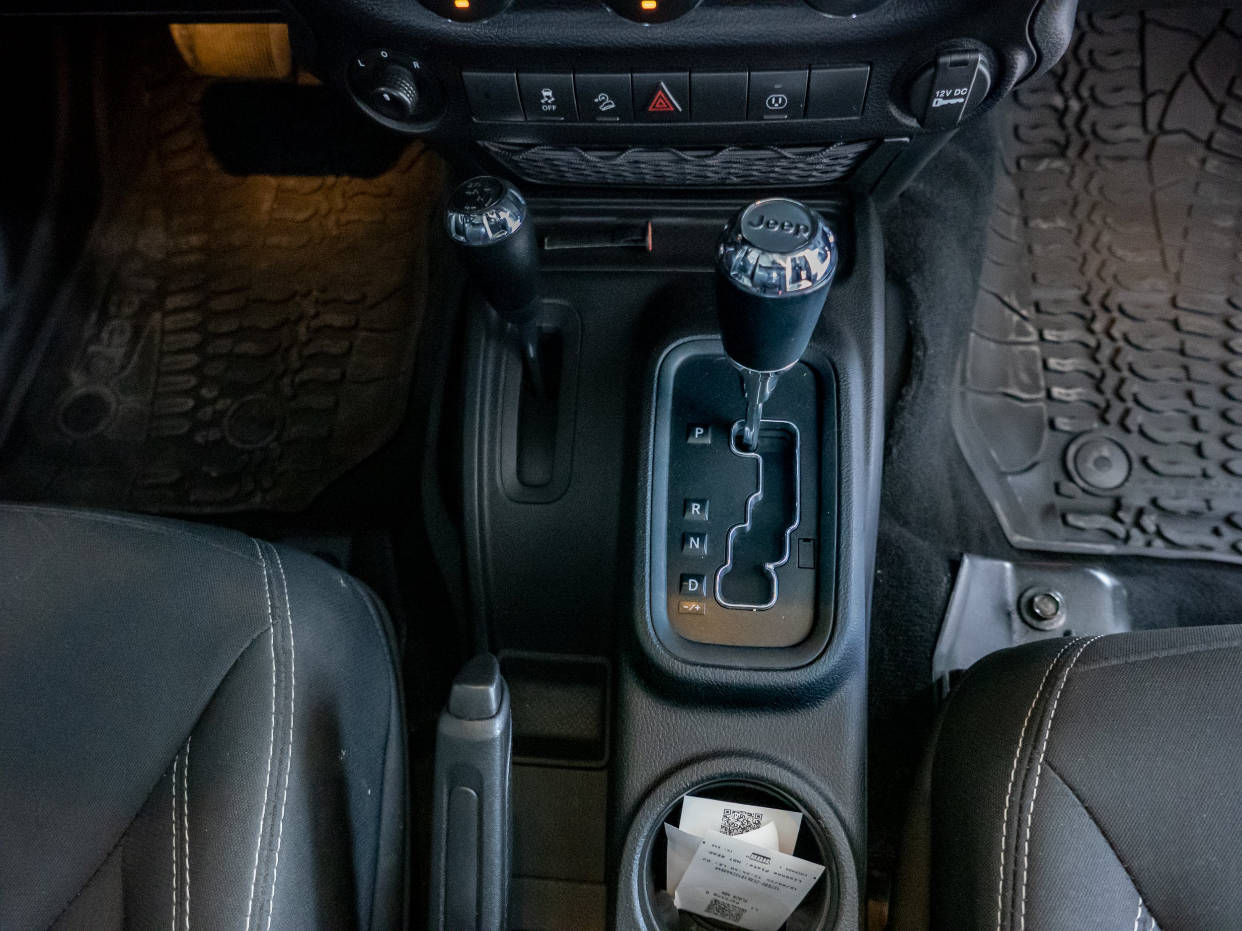 Jeep Rubicon-12.jpg