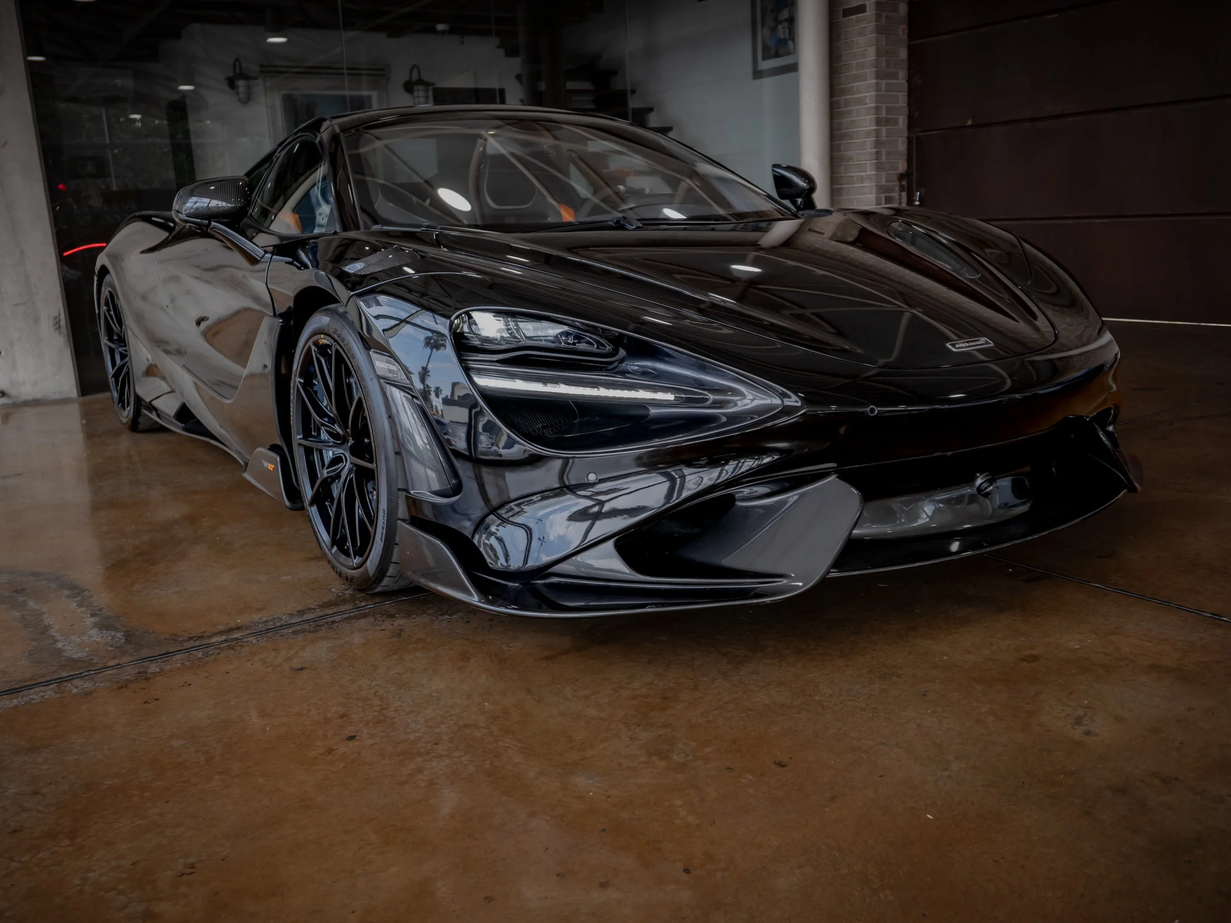 McLaren 765LT-8.jpg