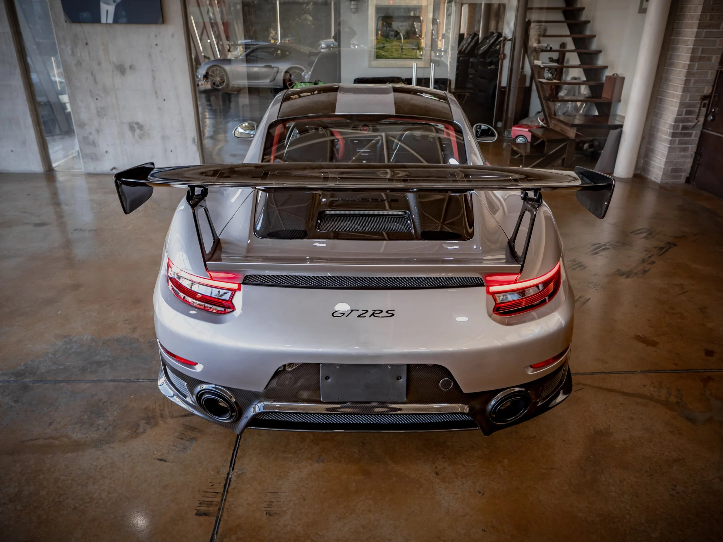 GT2 RS-26.jpg