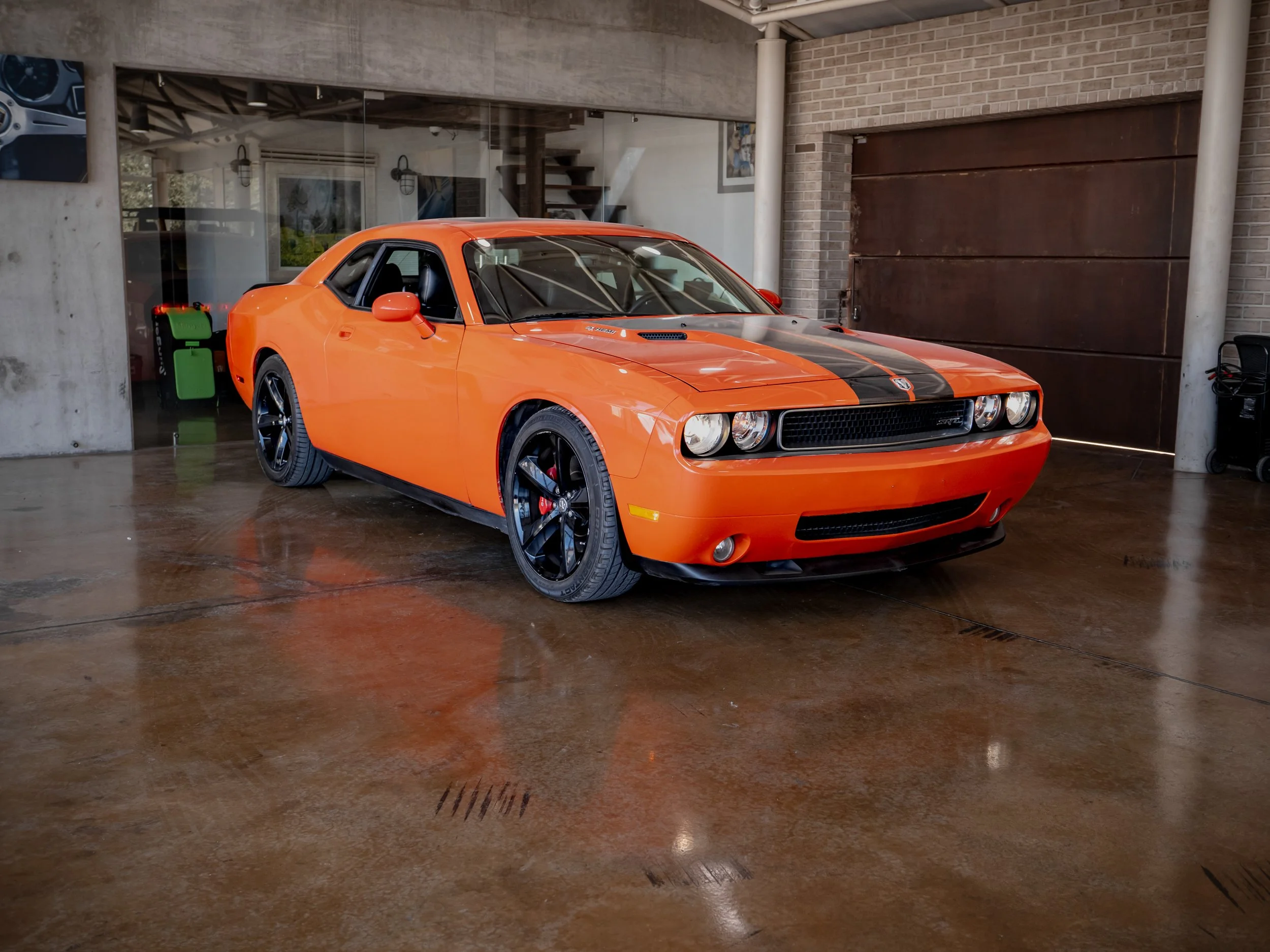 Challenger SRT-14.jpg