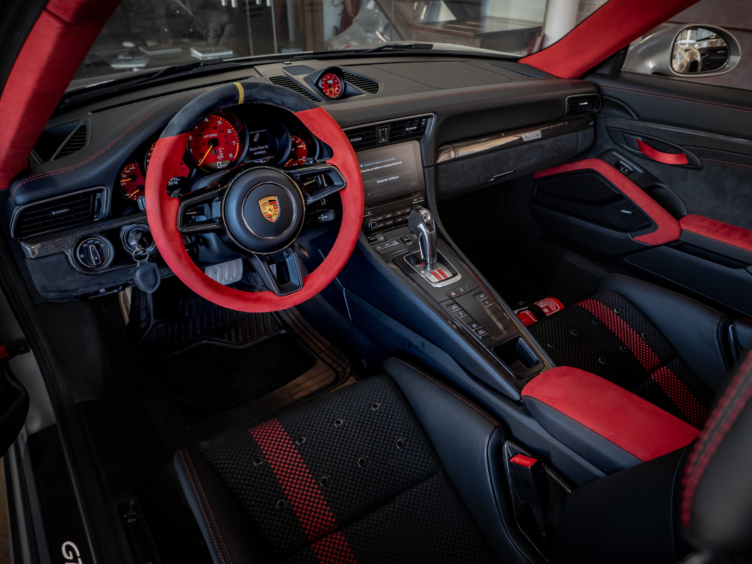 GT2 RS-32.jpg