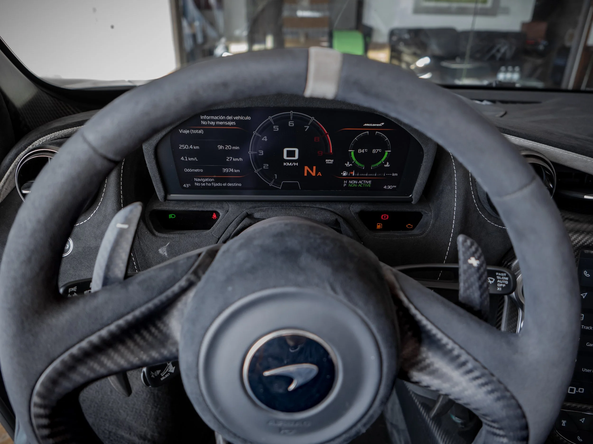 McLaren 765LT-37.jpg