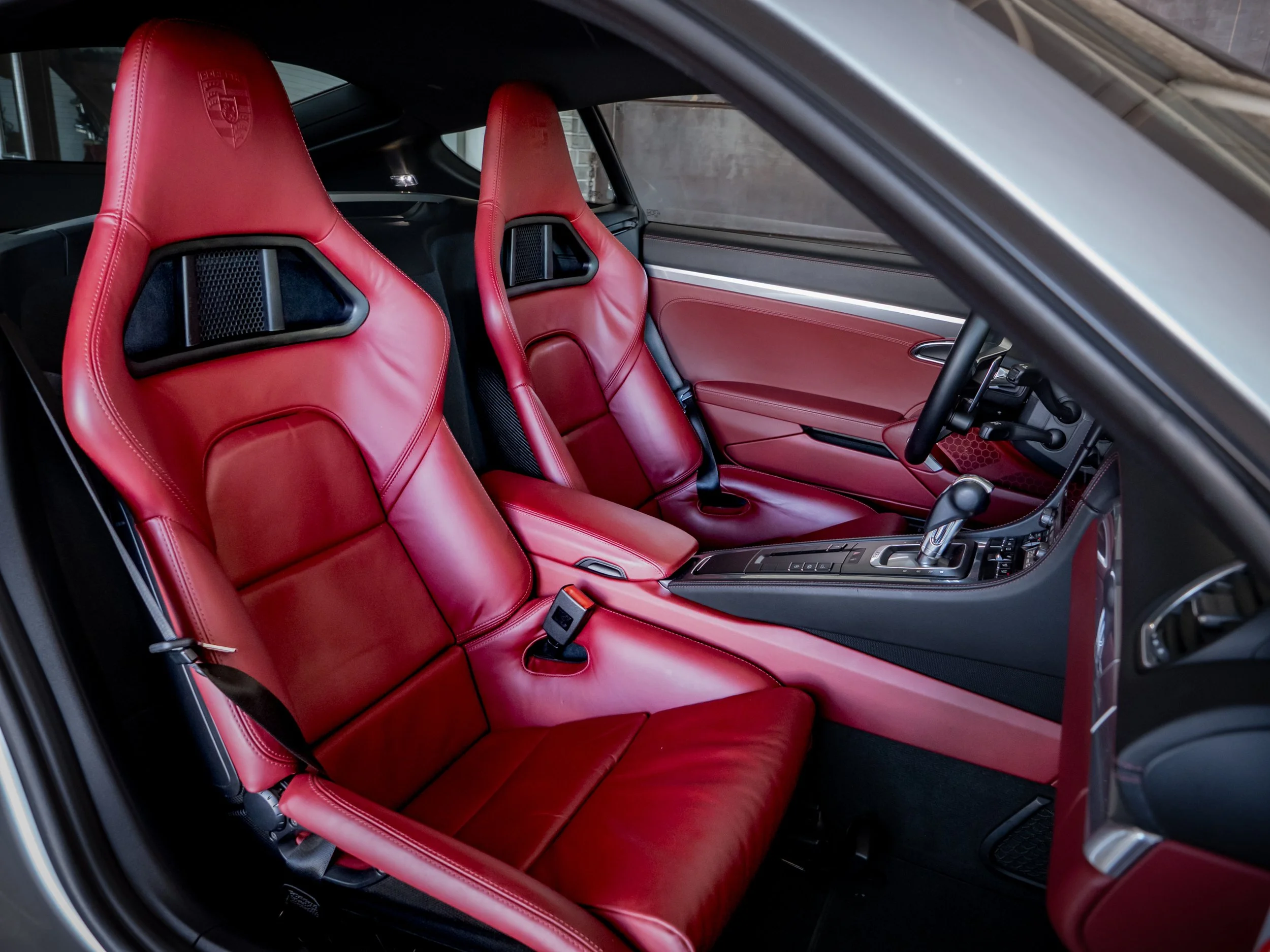 Porsche Cayman-8.jpg