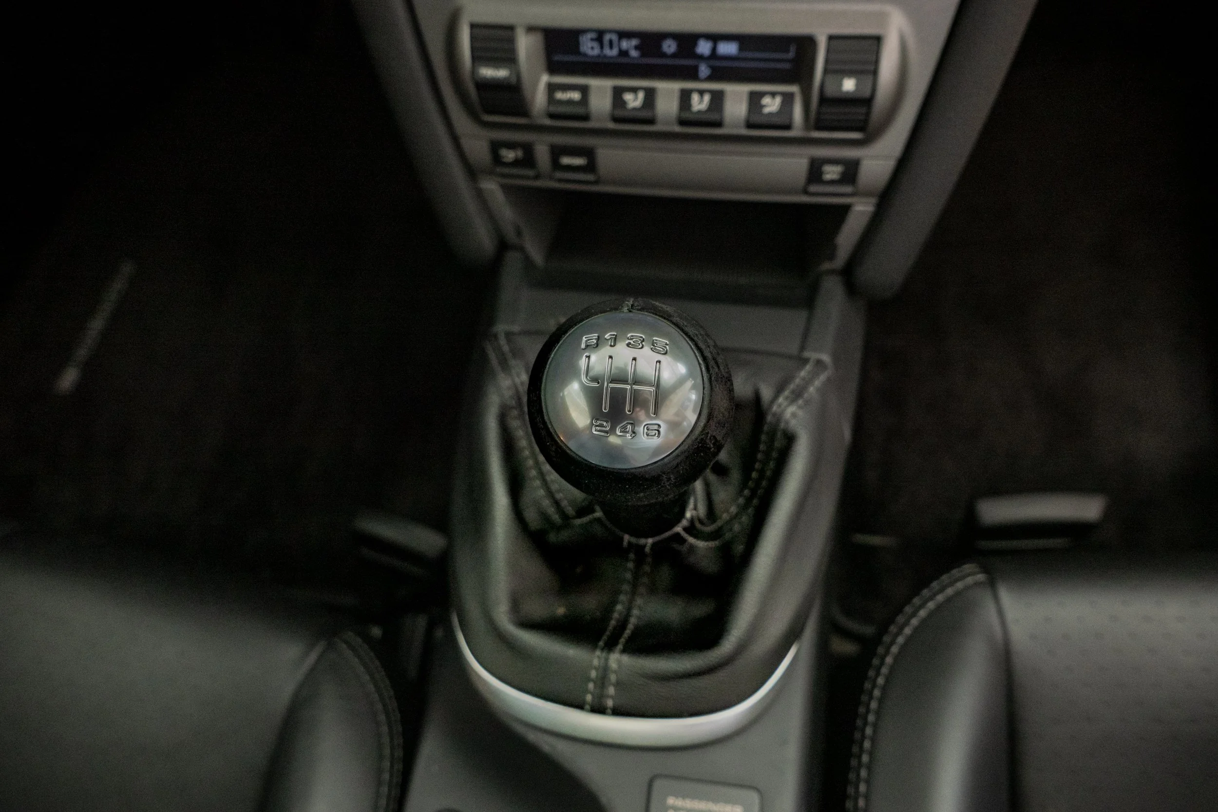 Porsche 911 Blanco-11.jpg