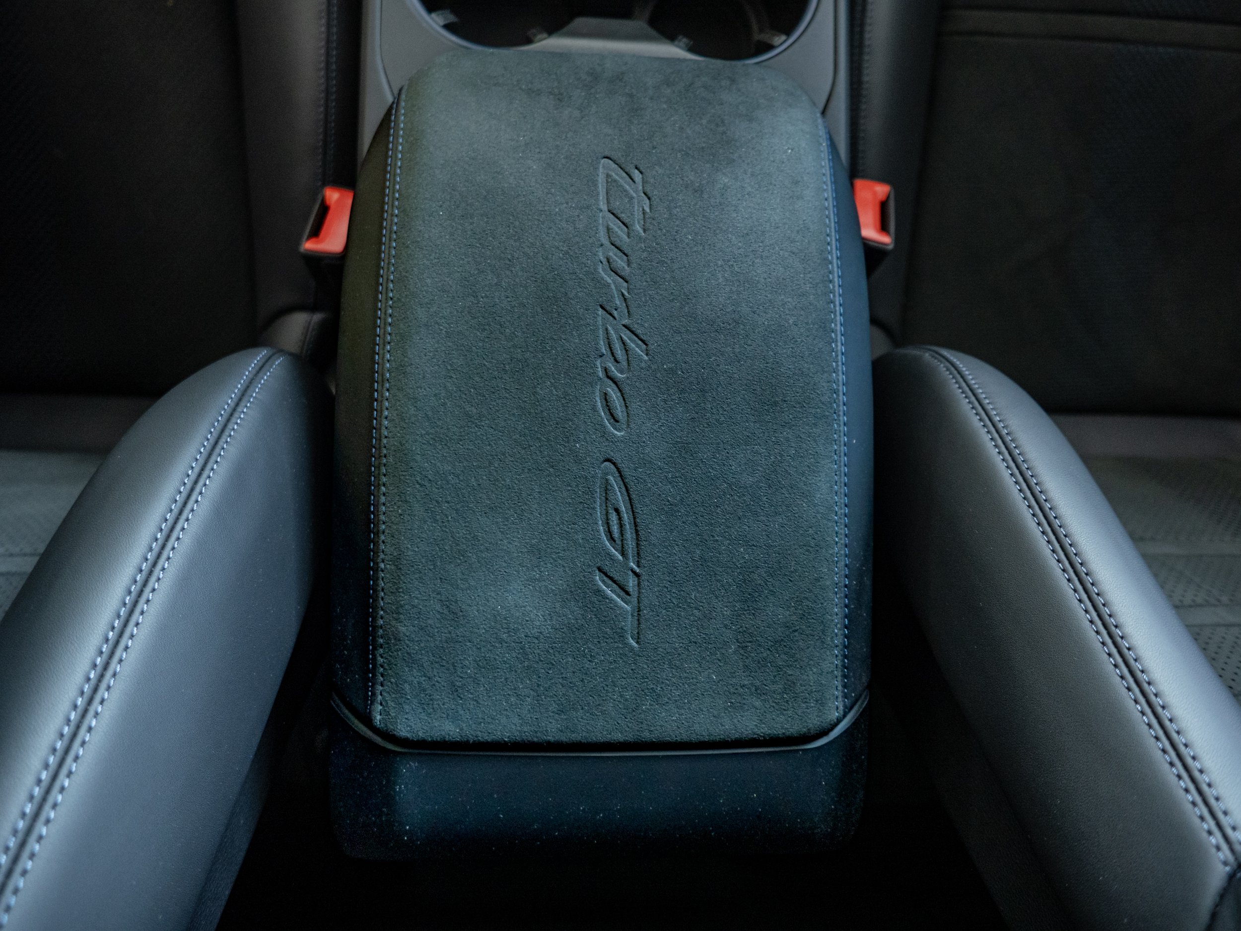 Cayenne Turbo GT-20.jpg