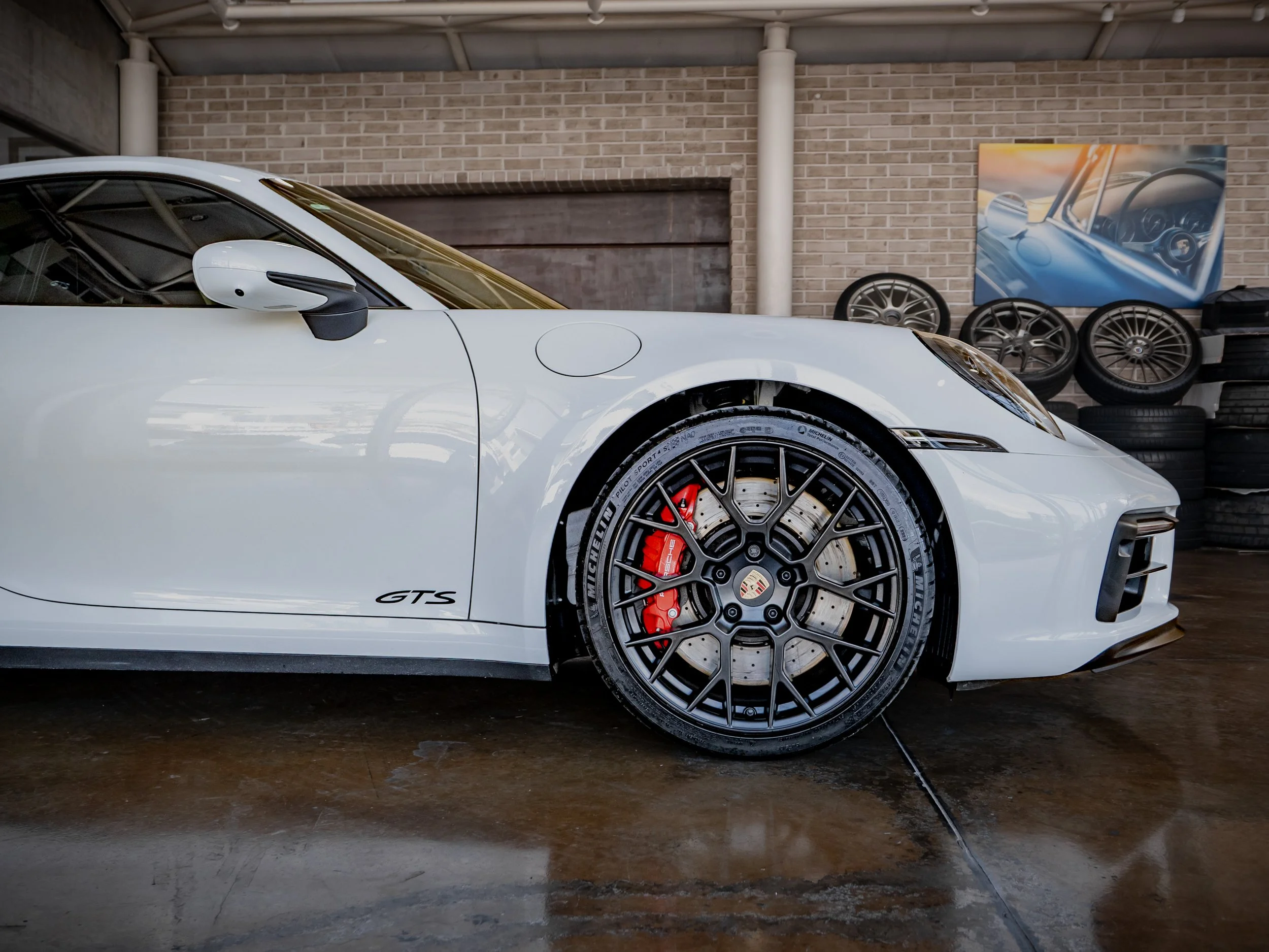 Porsche GTS-7.jpg