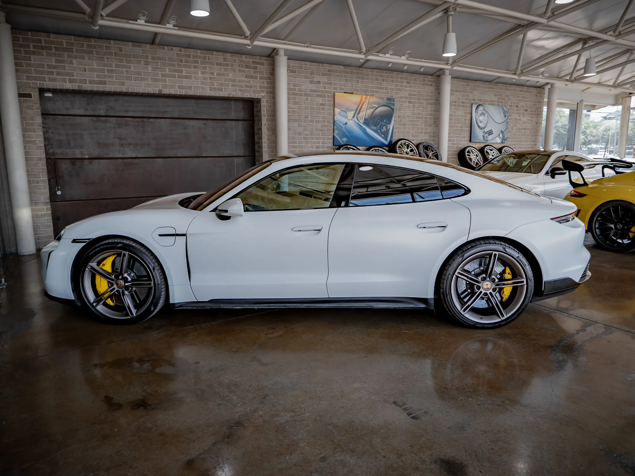 Porsche Taycan-20.jpg