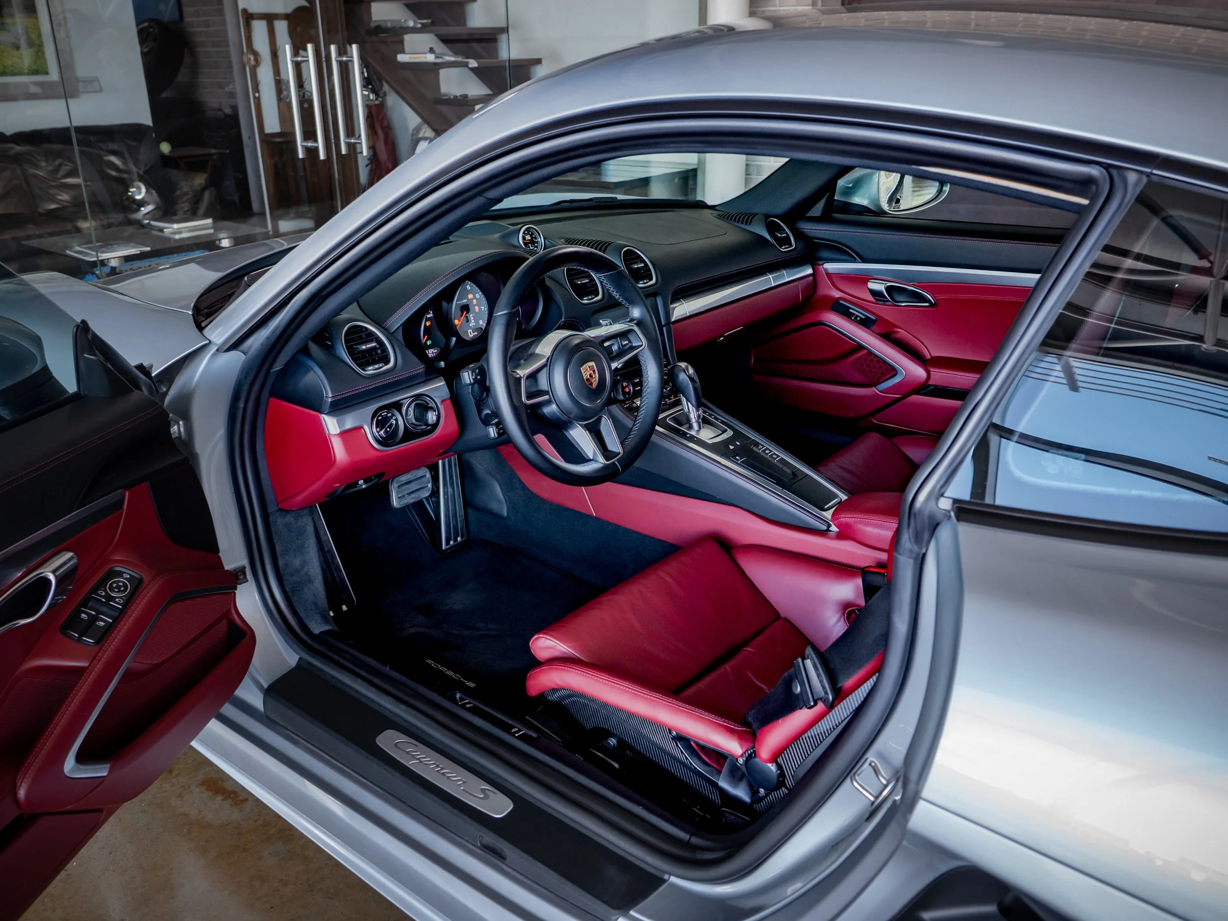 Porsche Cayman-21.jpg