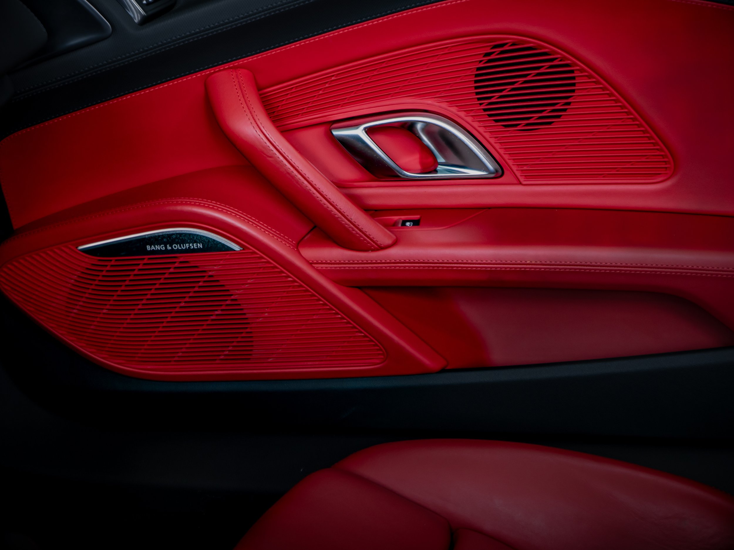Audi R8-24.jpg