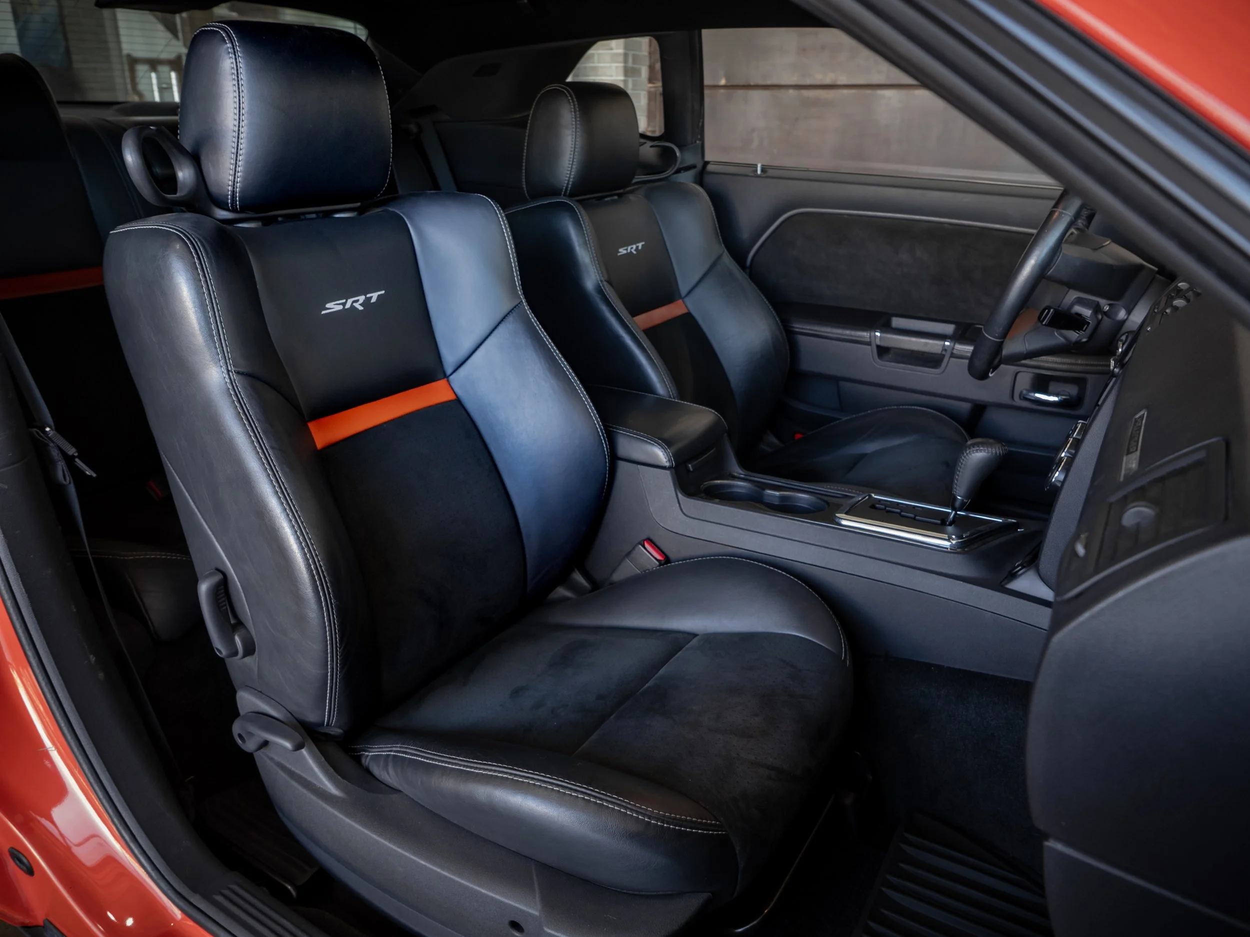 Challenger SRT-9.jpg