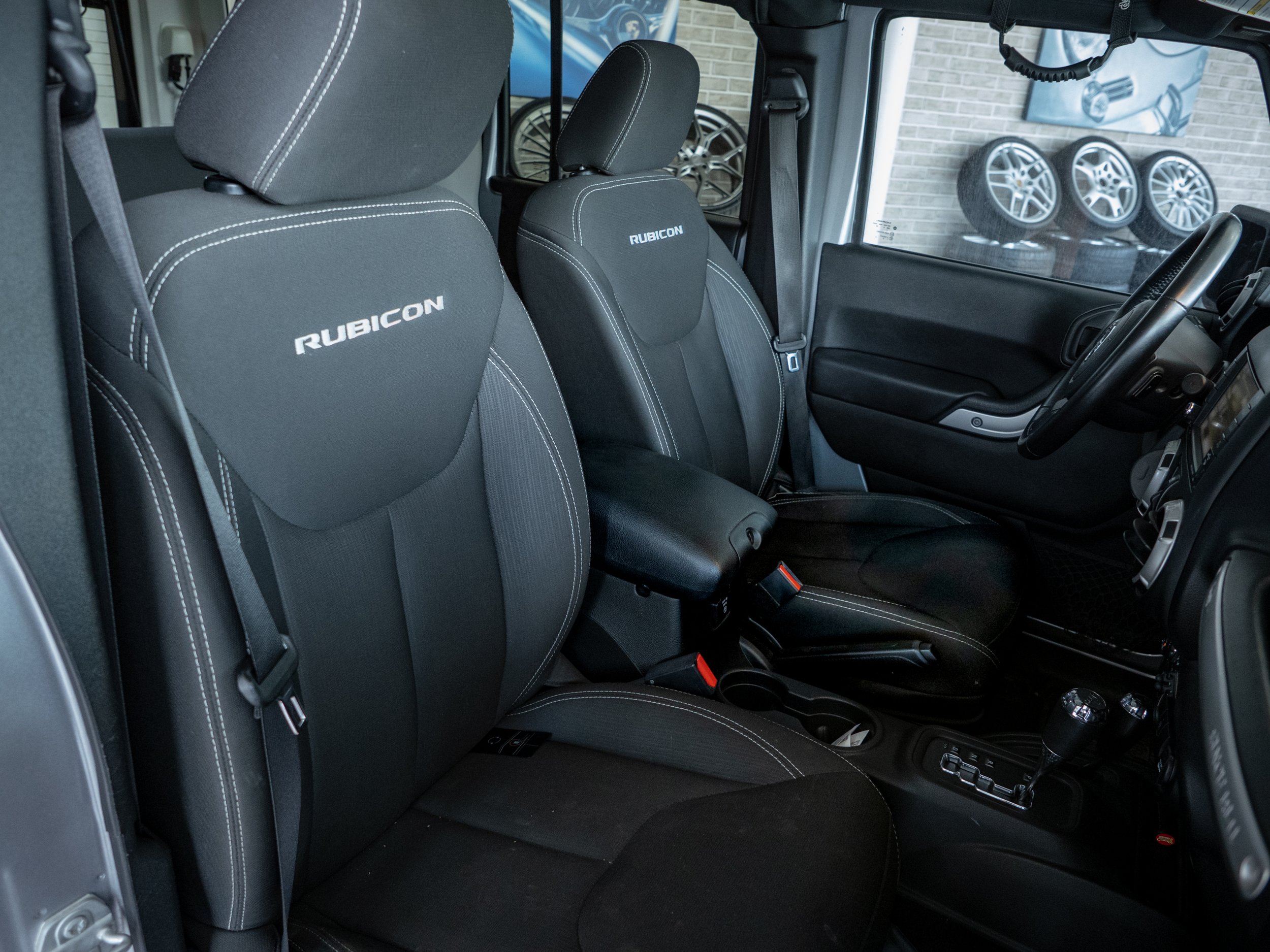 Jeep Rubicon-9.jpg