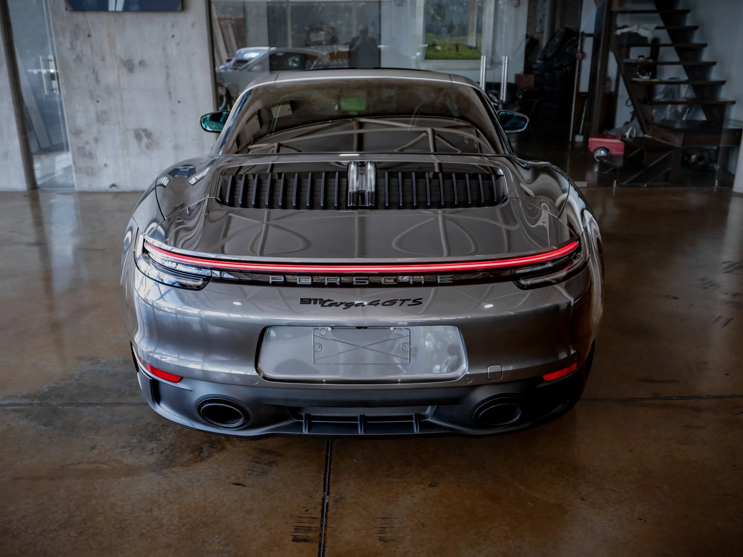 Porsche Targa GTS Gris-19.jpg