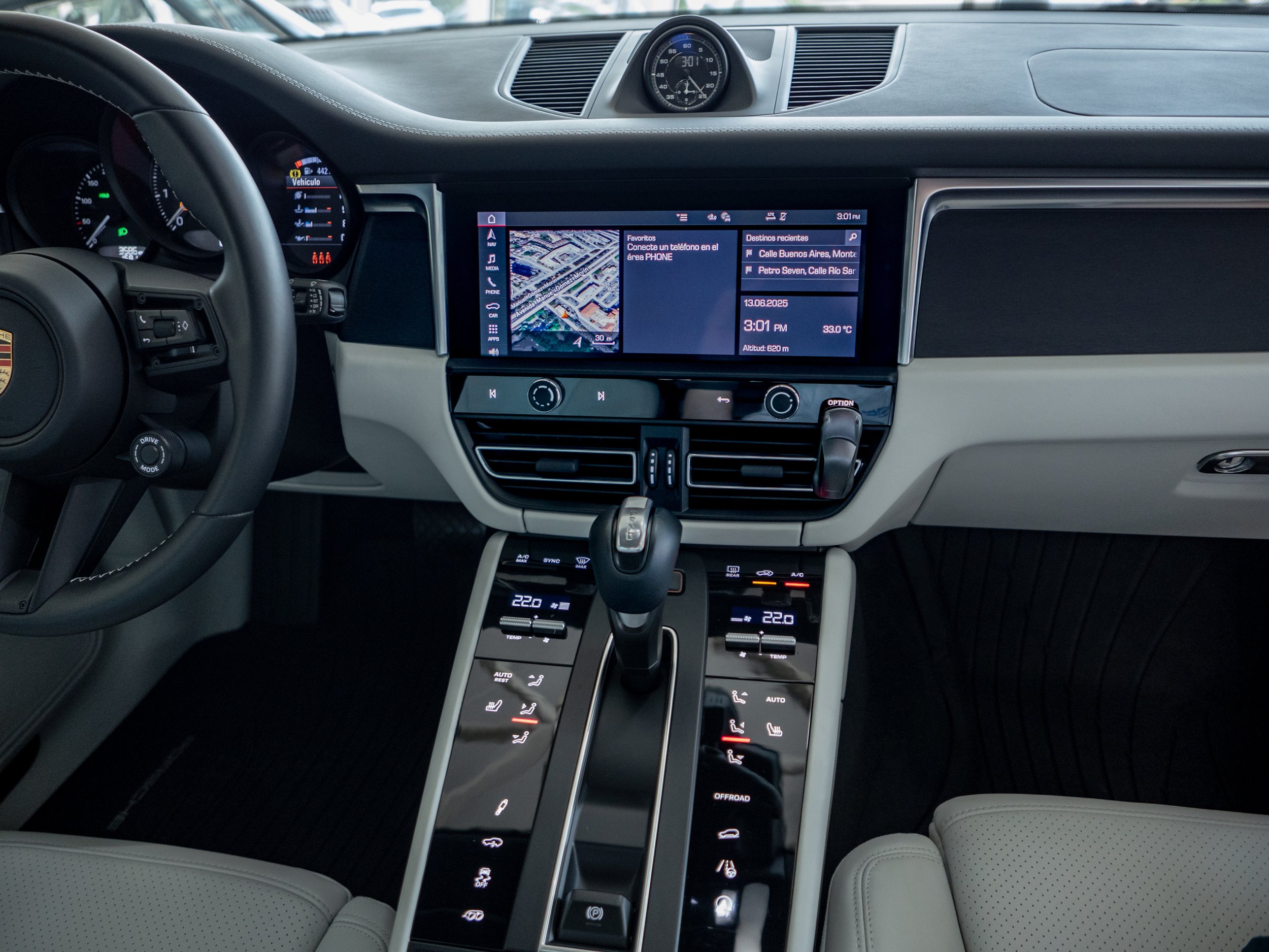 Macan GTS Azul-14.jpg