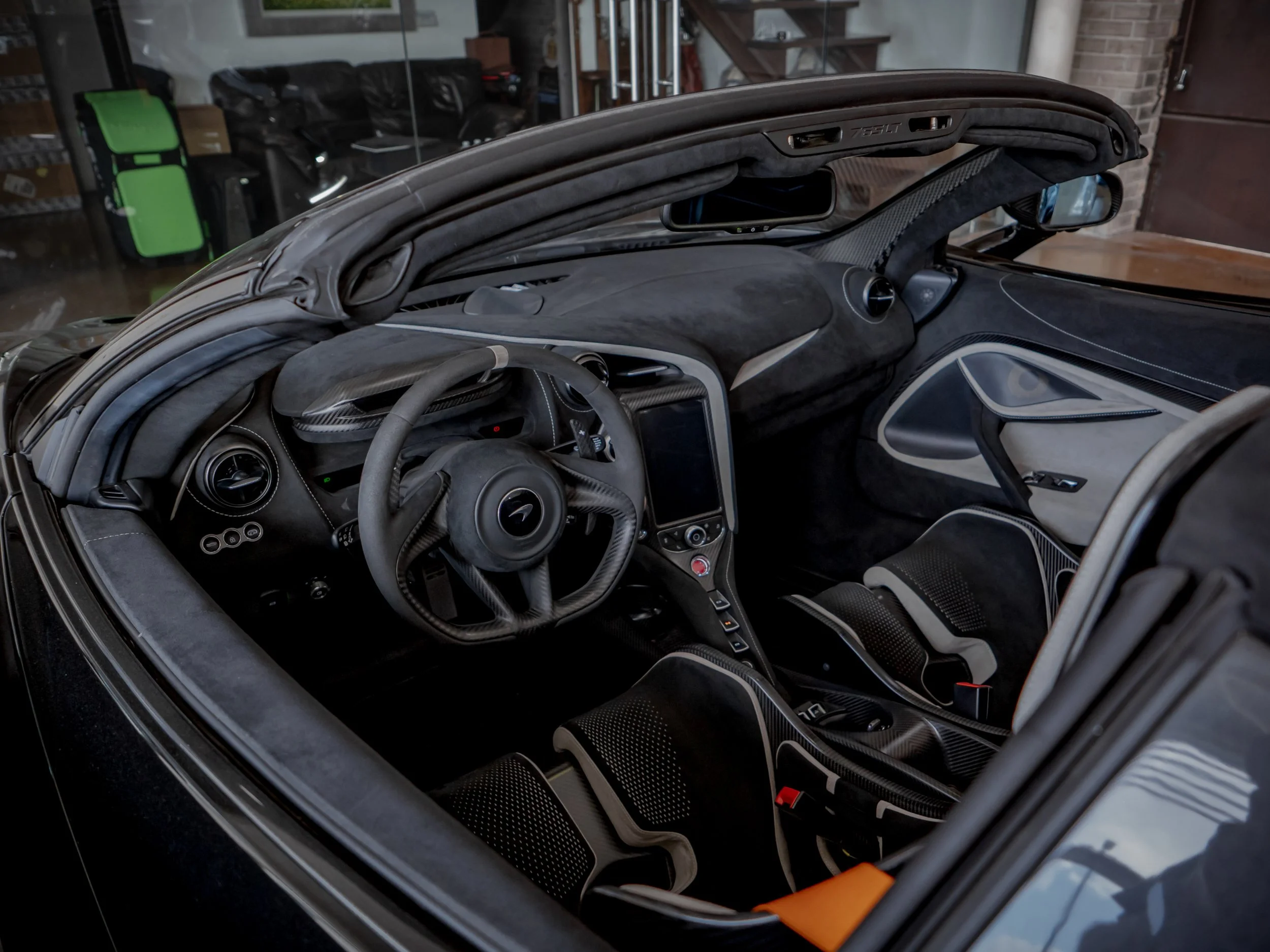 McLaren 765LT-27.jpg