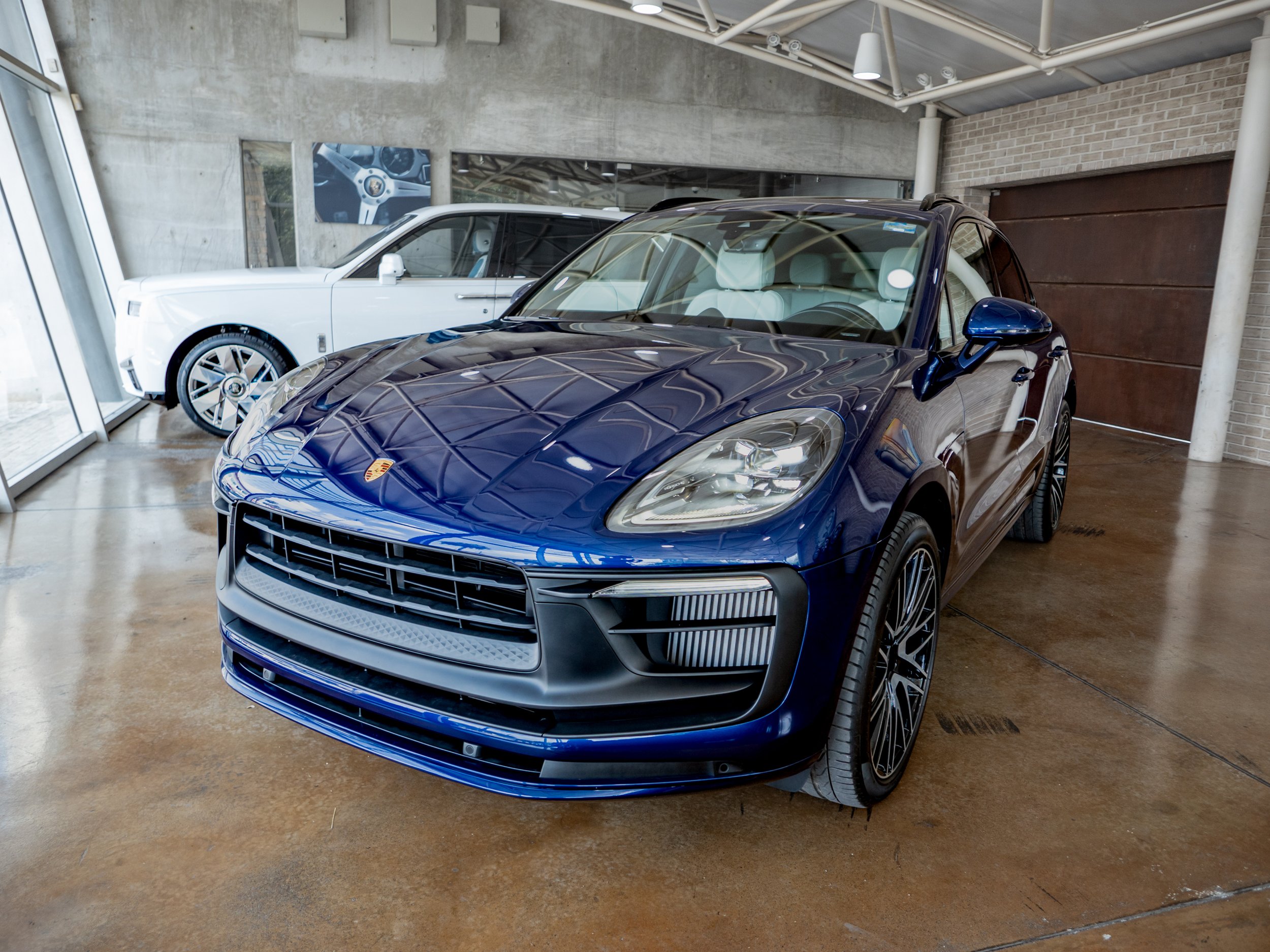 Macan GTS Azul-3.jpg