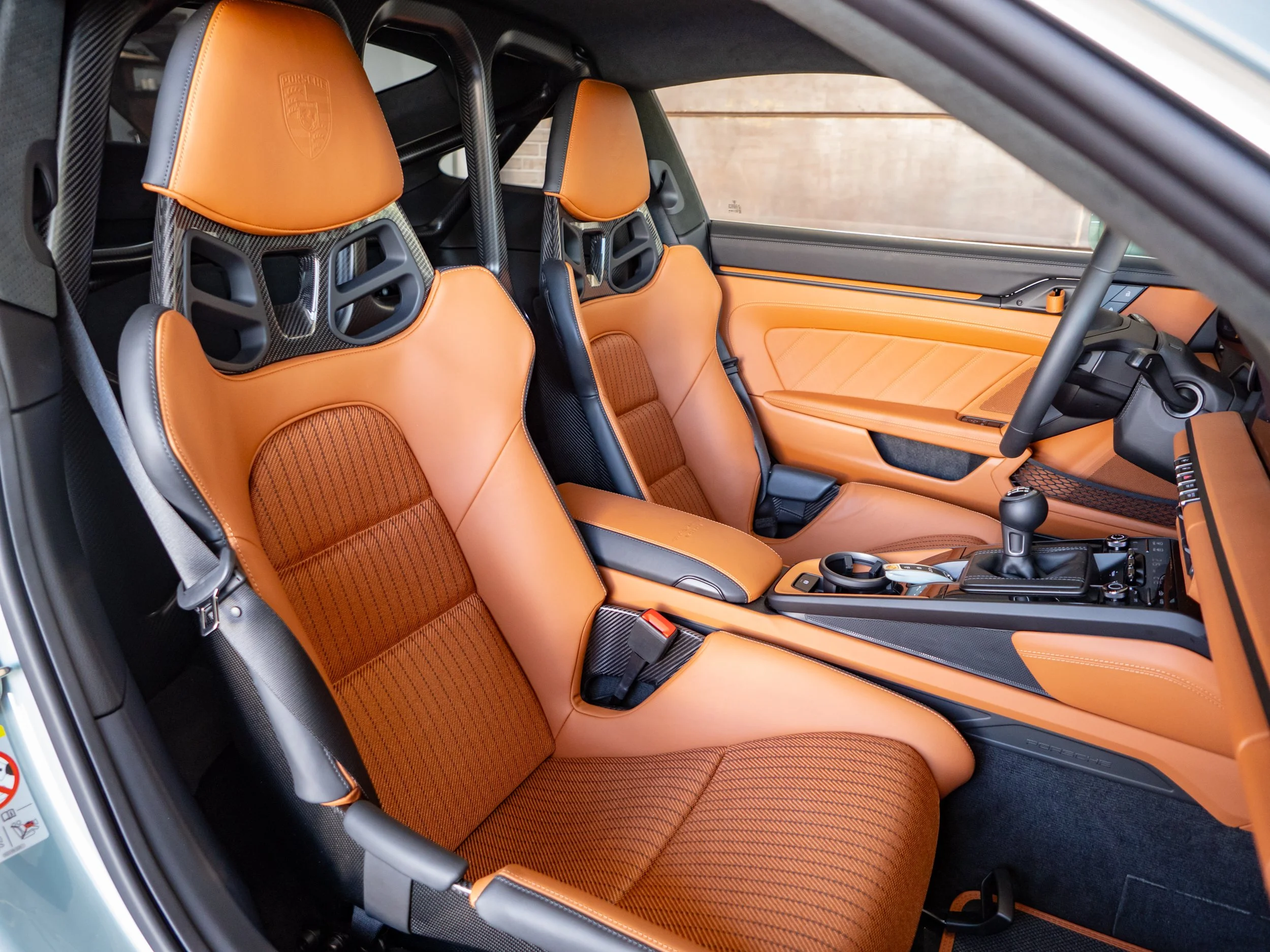 Porsche 911 ST-20.jpg