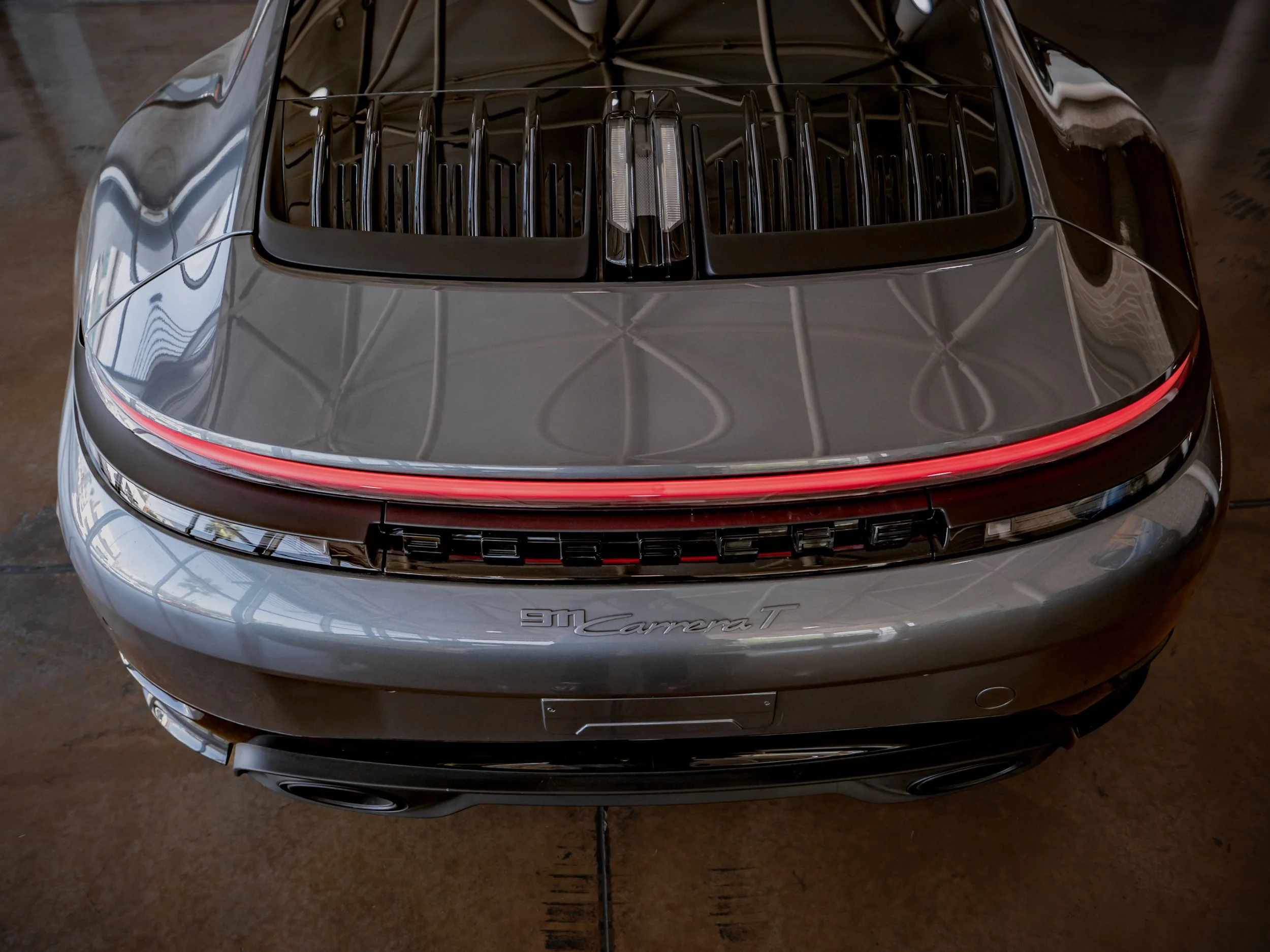 Porsche 911 Carrera T-14.jpg