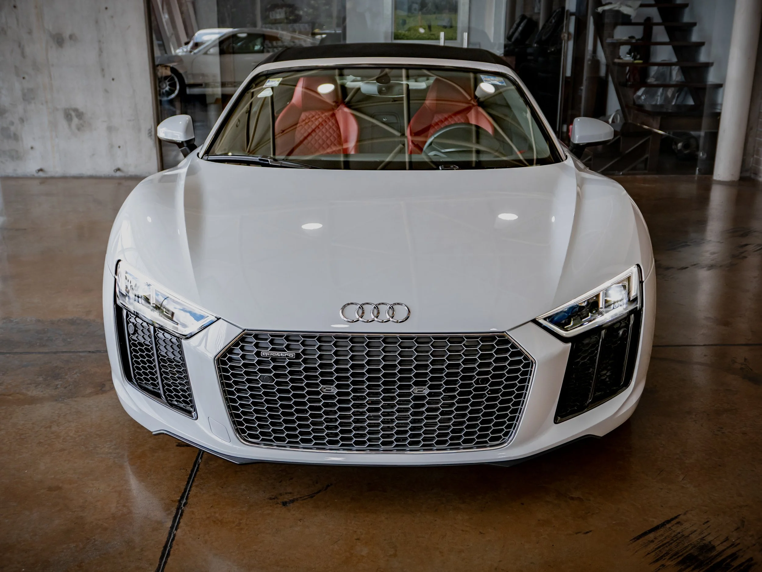 Audi R8-8.jpg