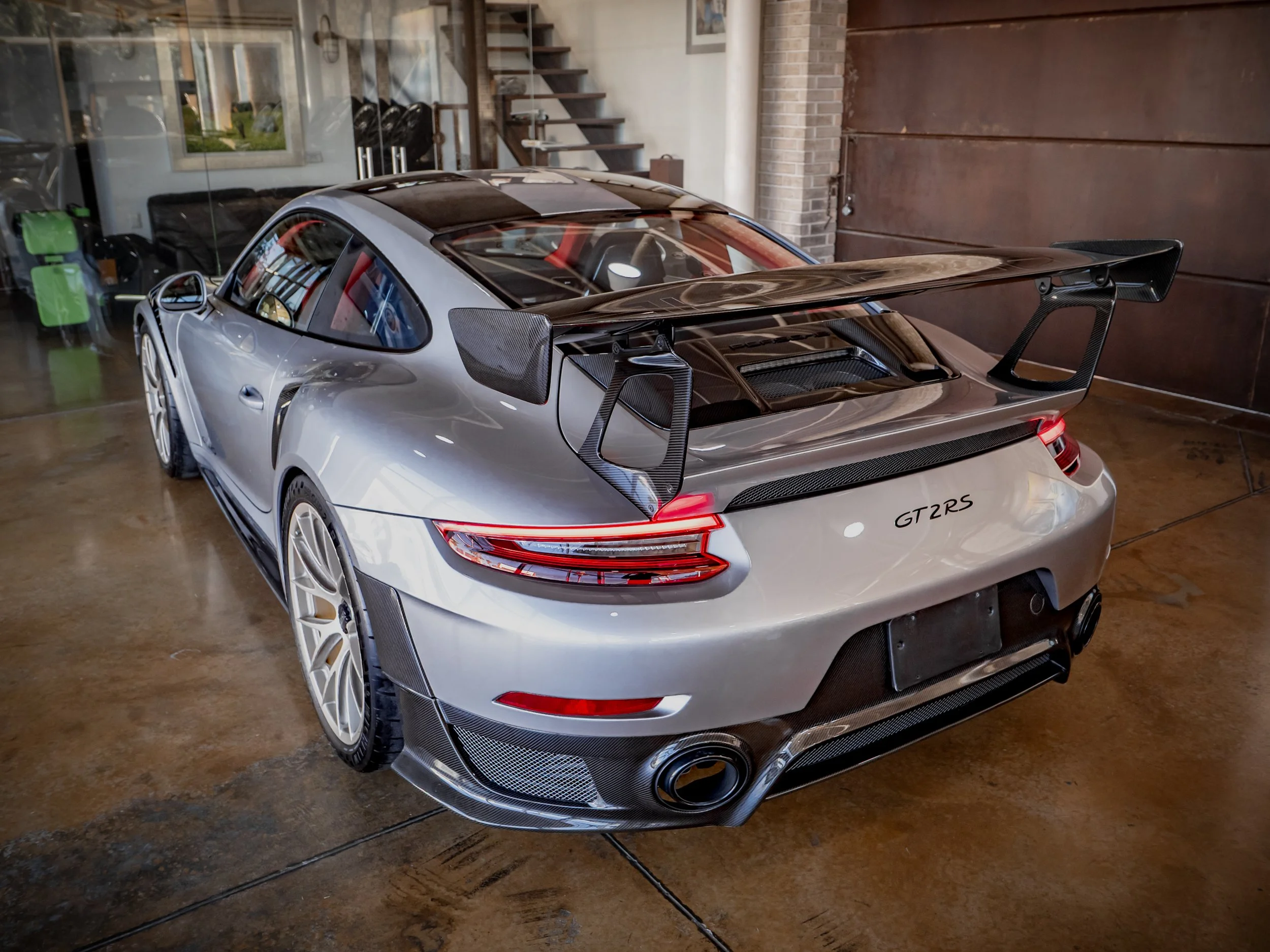 GT2 RS-27.jpg