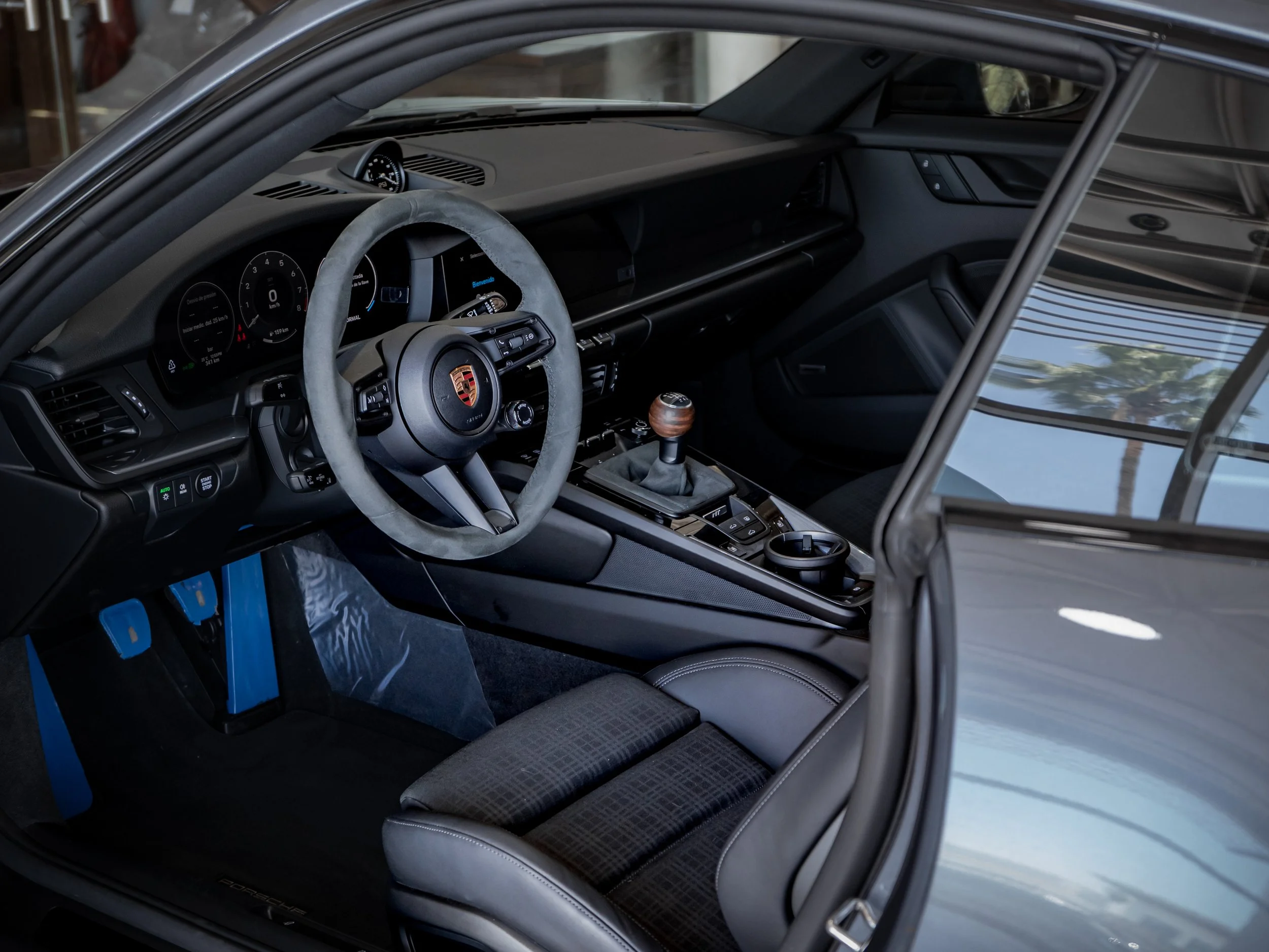 Porsche 911 Carrera T-15.jpg