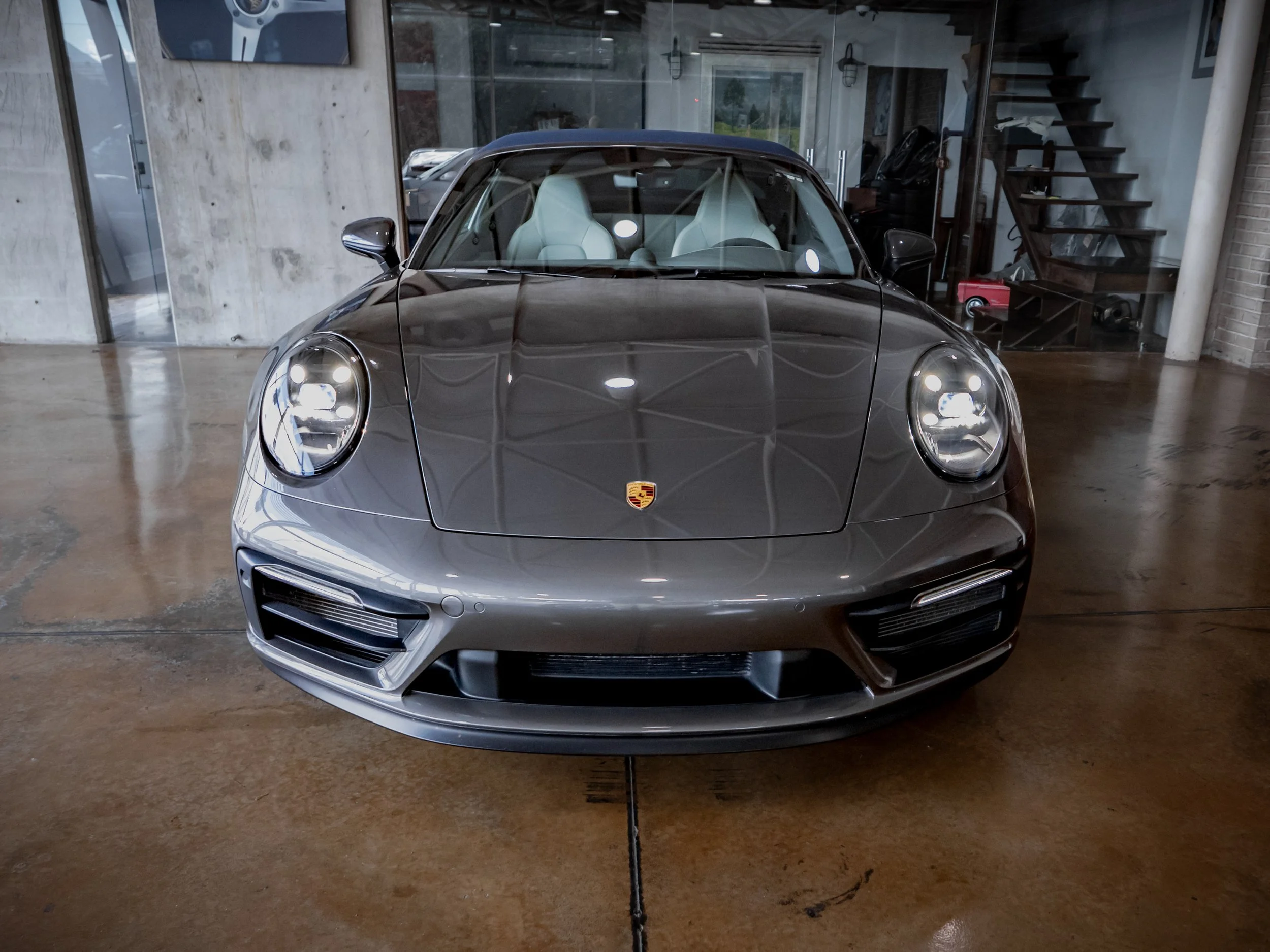 Porsche Targa GTS Gris-5.jpg