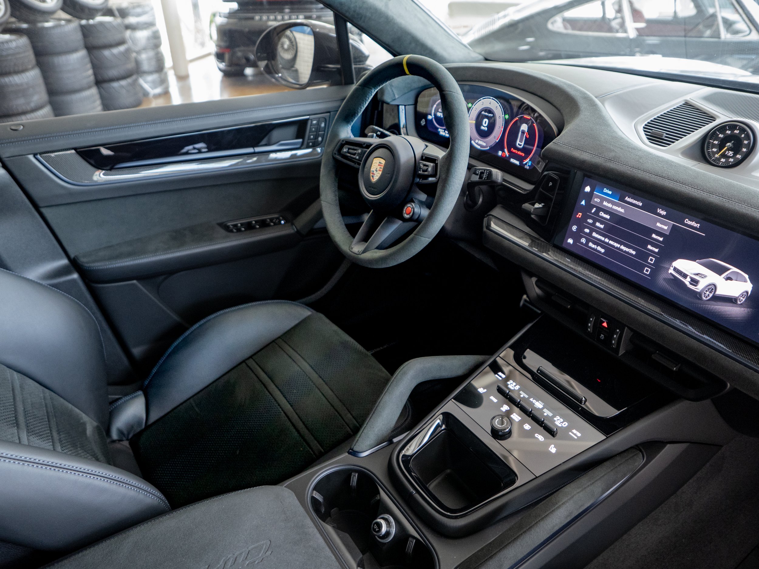 Cayenne Turbo GT-16.jpg