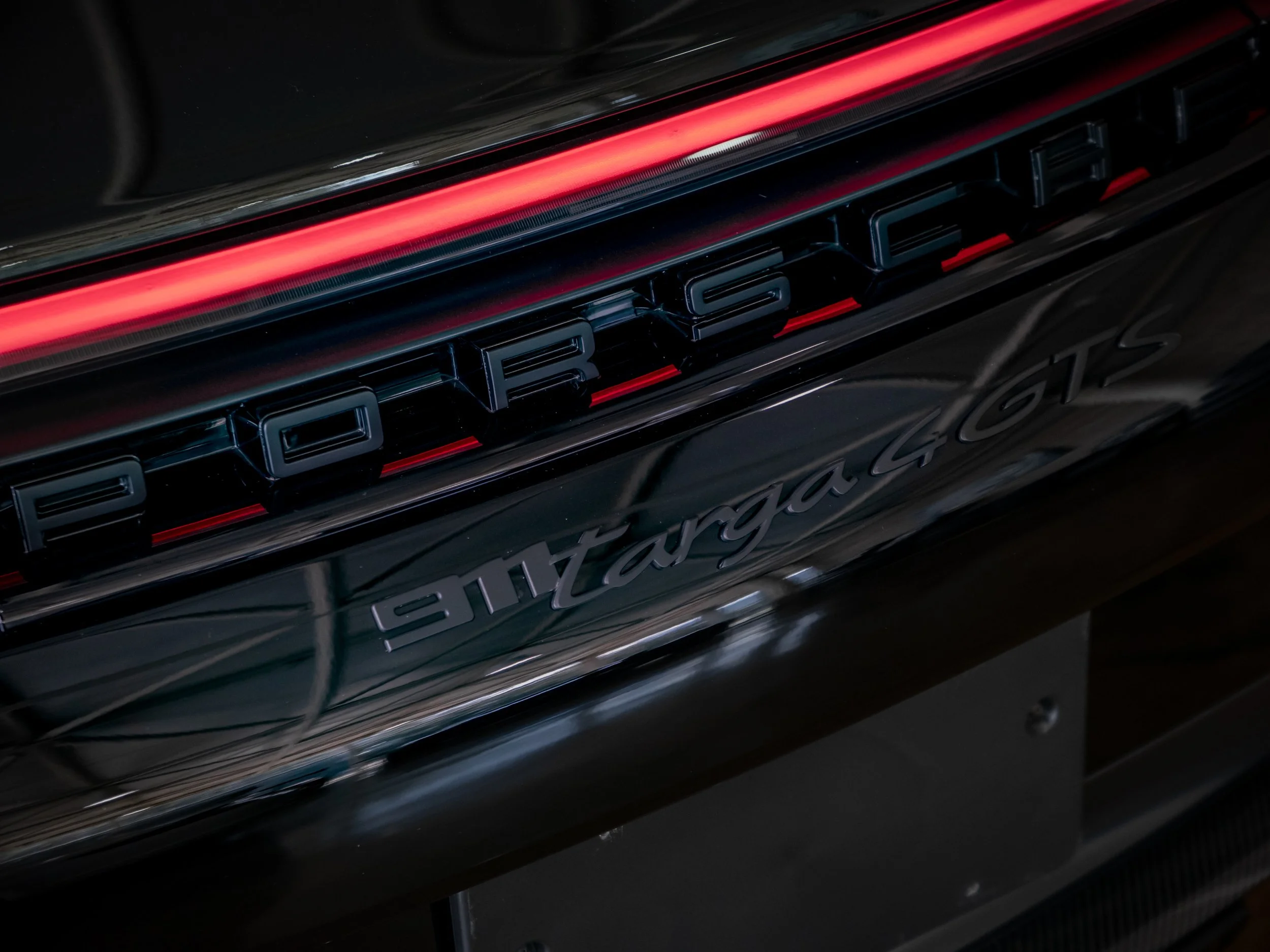 Porsche Targa GTS Negro-24.jpg