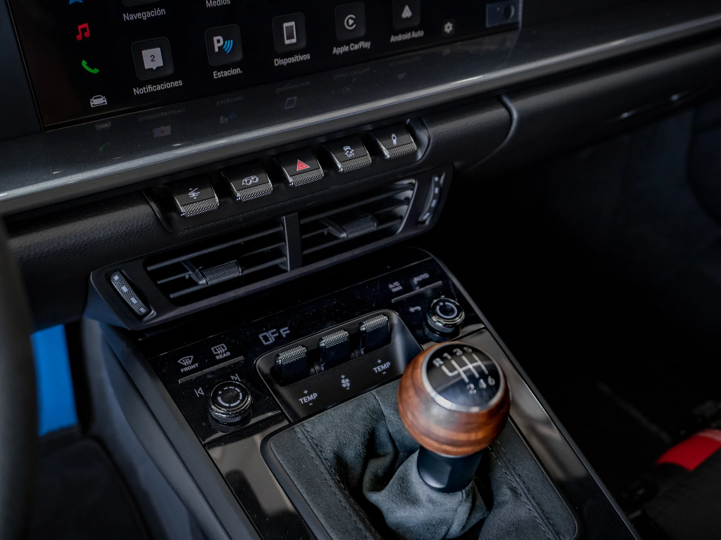 Porsche 911 Carrera T-16.jpg