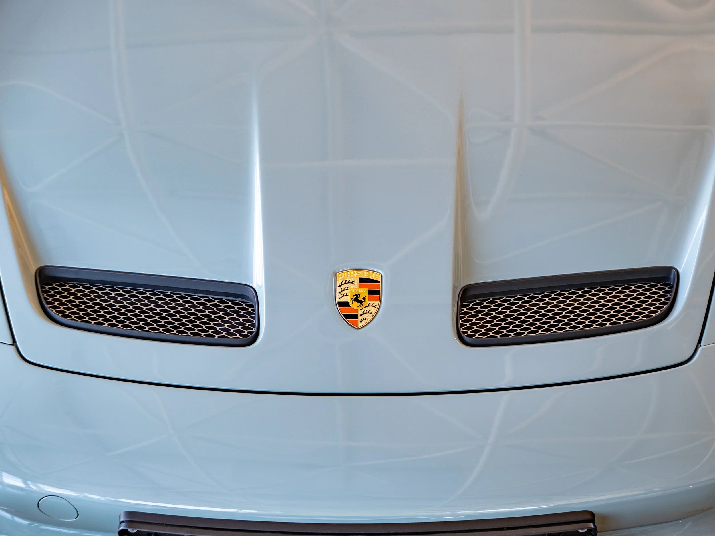 Porsche 911 ST-1.jpg