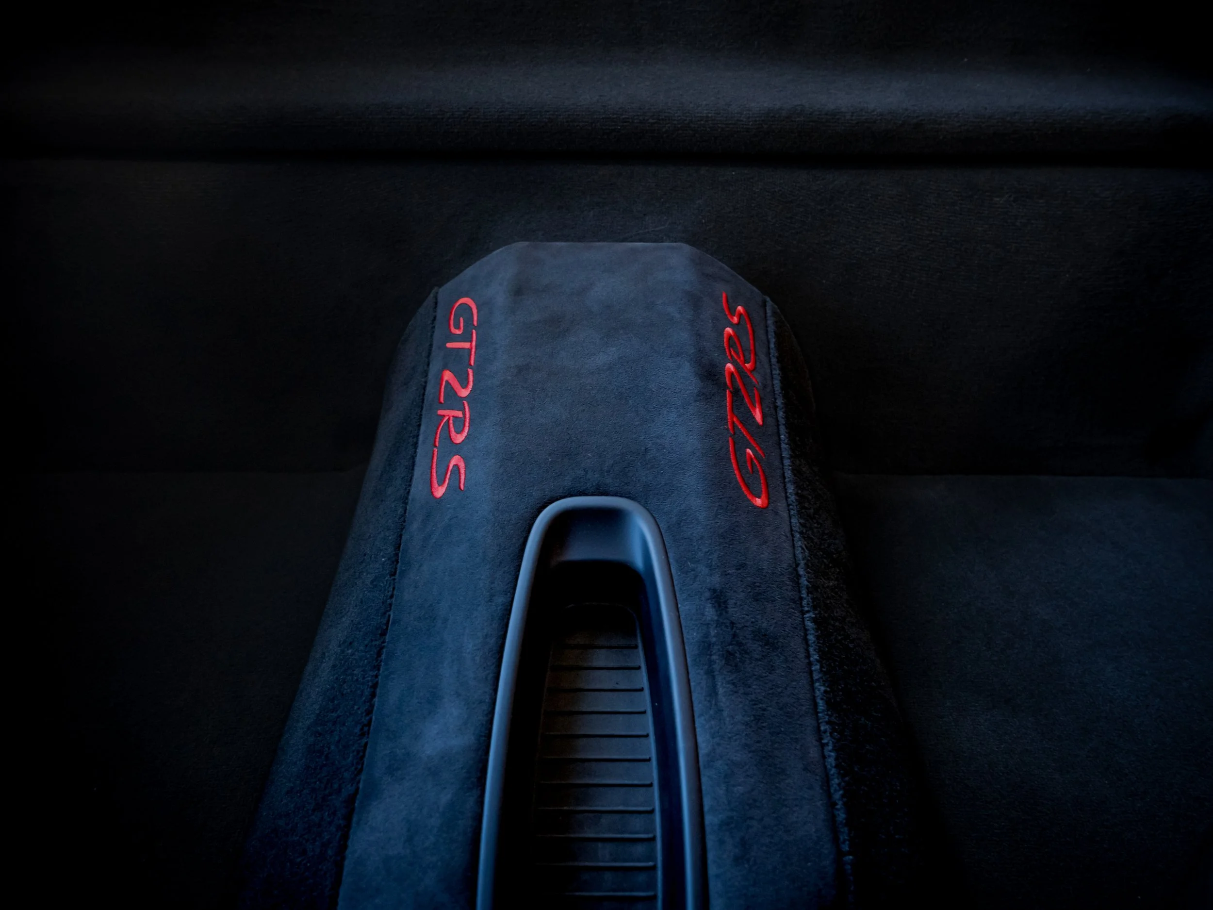 GT2 RS-11.jpg
