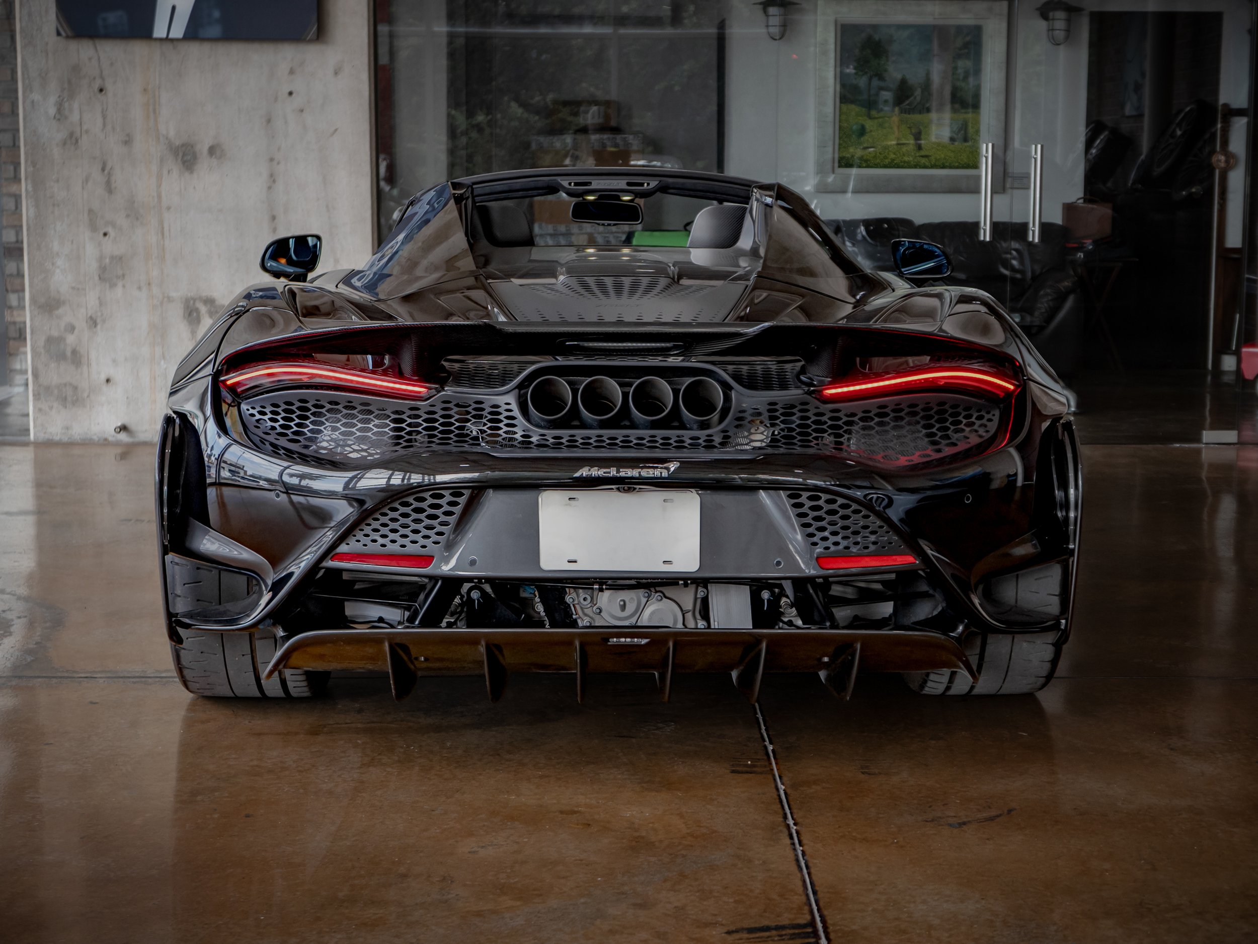 McLaren 765LT-23.jpg