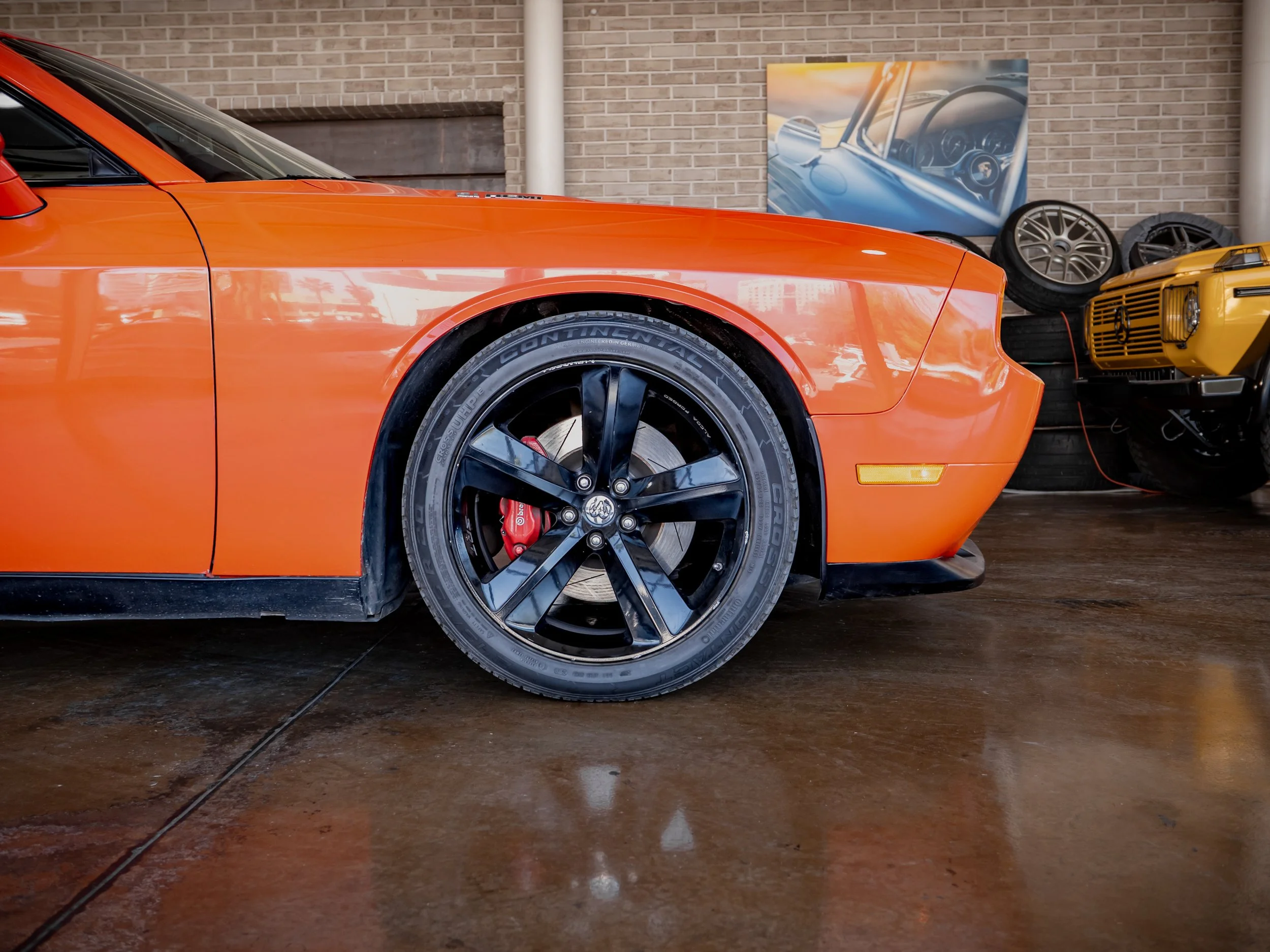 Challenger SRT-7.jpg