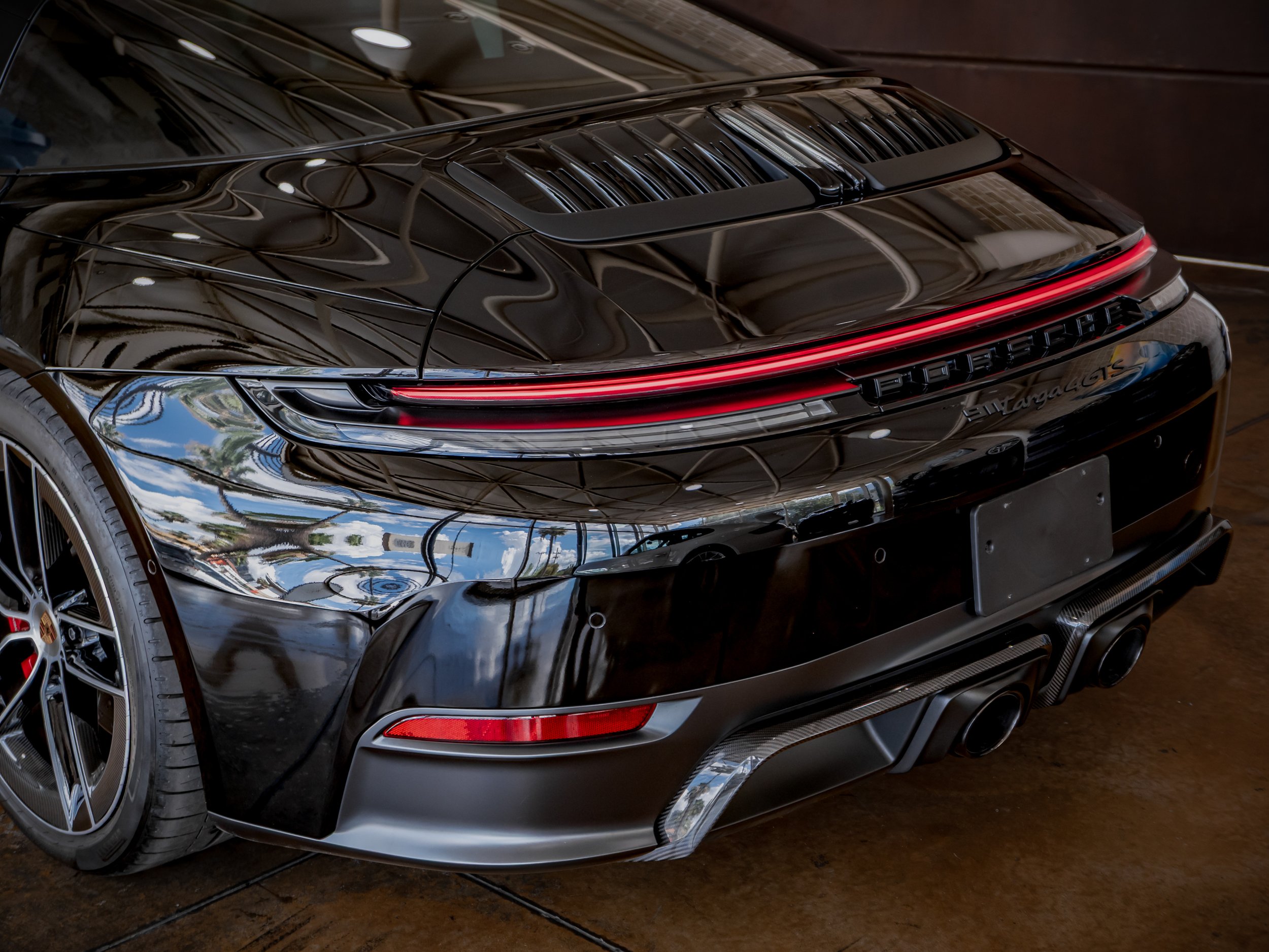 Porsche Targa GTS Negro-13.jpg