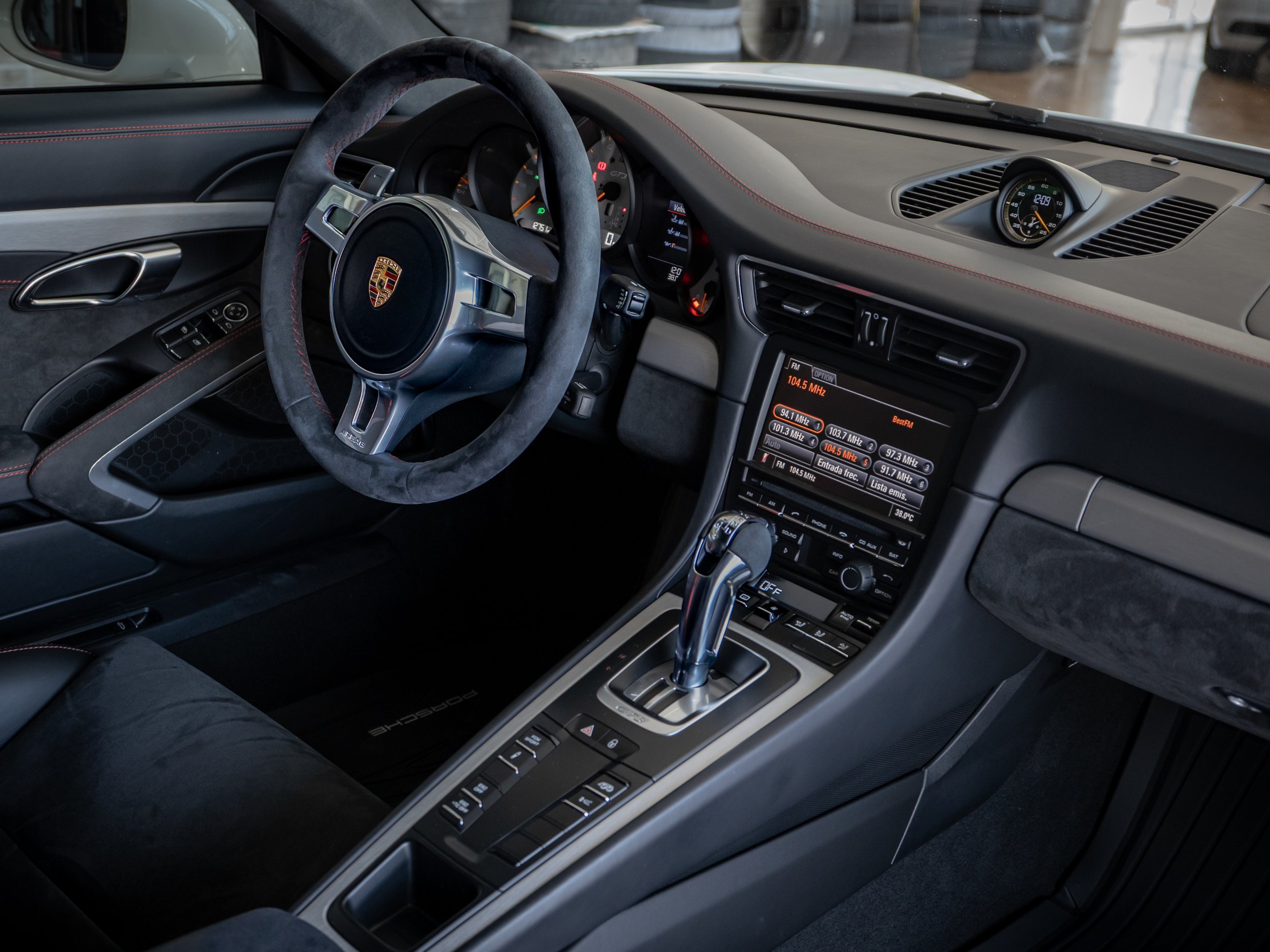 Porsche GT3-16.jpg