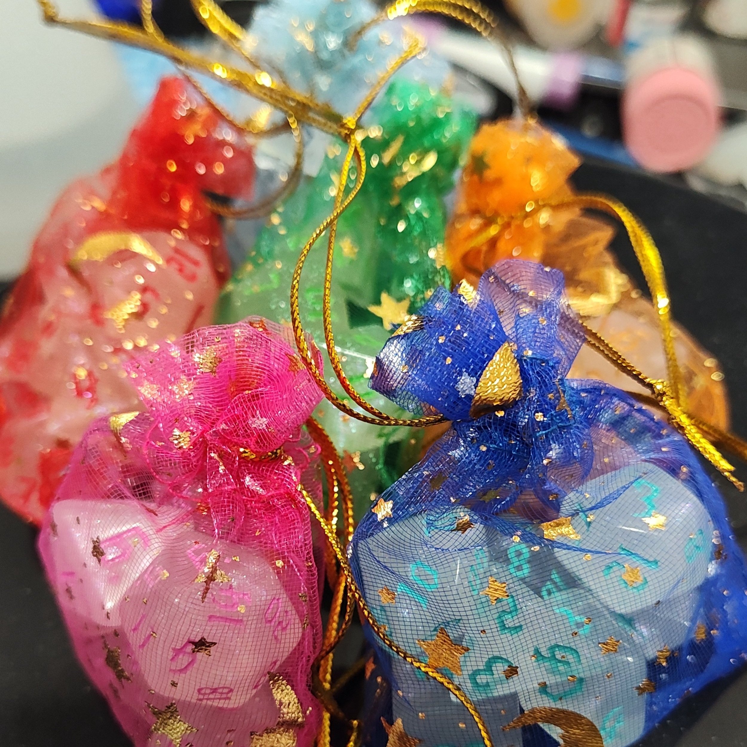 Runic-acrylic-dnd-dice-6-sets-cheap-dice-bags.jpg