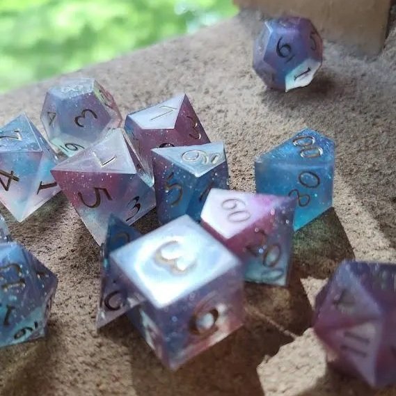 Dawnstar-handmade-resin-dice-set-dnd-pathfinder-closeup.jpg