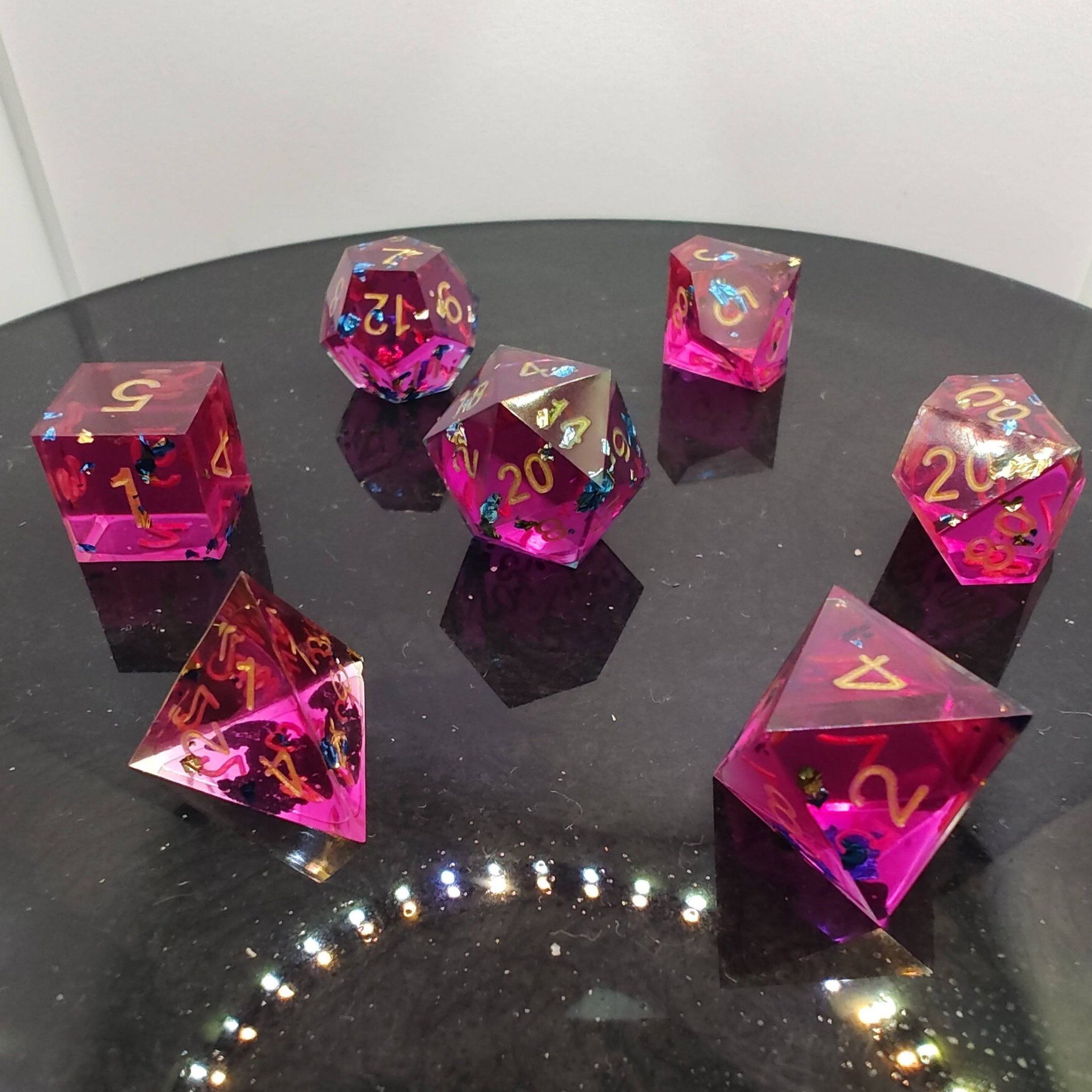 confetti-resin-dice-set-dnd-pathfinder-black.jpg