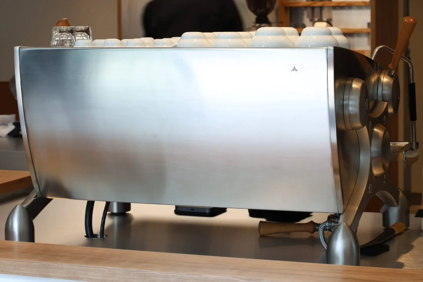 Minimalism, with intention for this @slayerespresso Espresso v3. 

A symphony of brushed and electroplated panels finished with the client's logo laser cut into the rear panel. The logo was then filled with resin and backlit with a subtle LED for a c