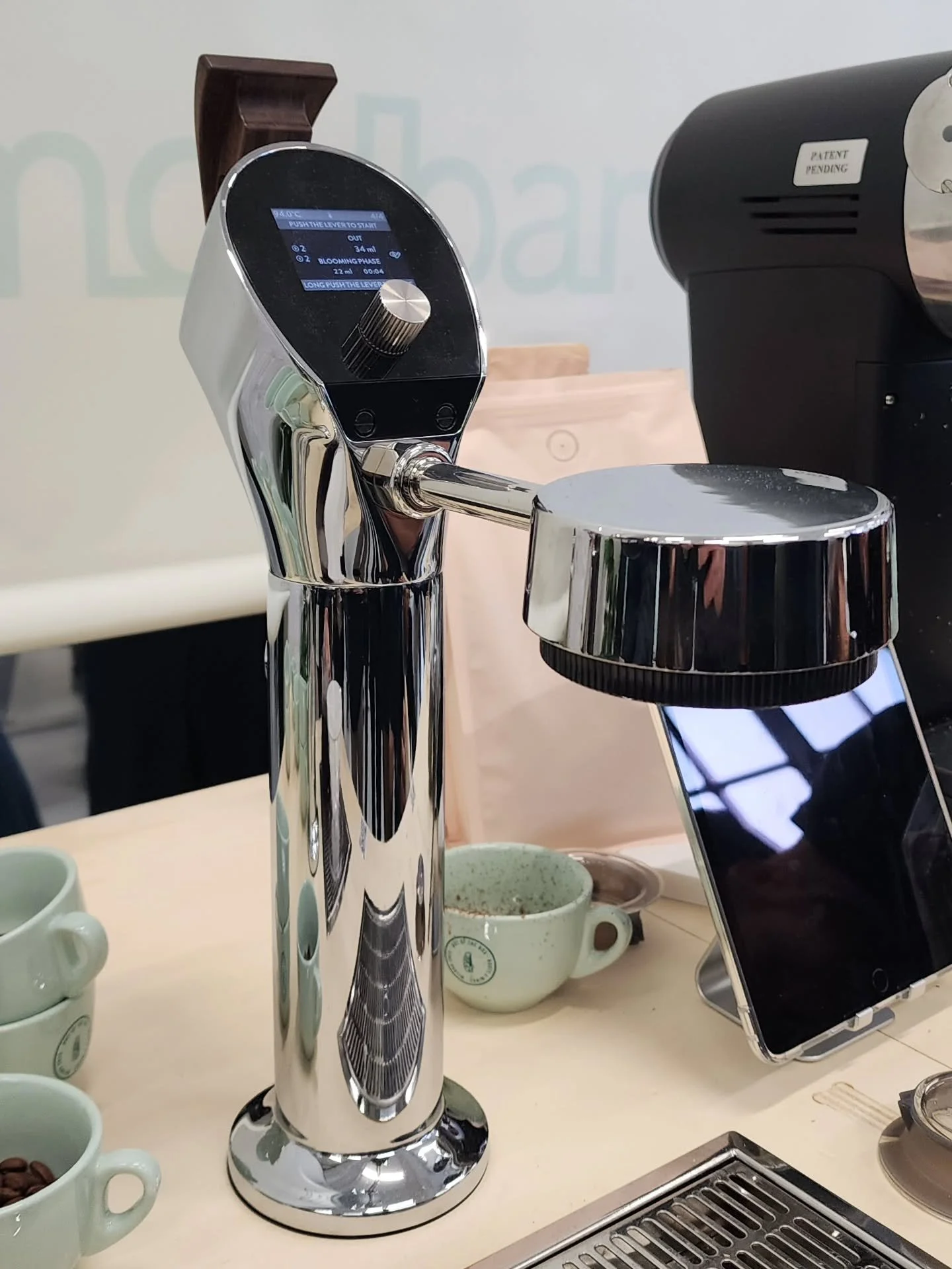 We had the pleasure to see and sample the new @modbar Pourover machine and @lamarzocco.usa Jay grinder at last weeks Out of the Box event.

Units are on their way for immediate release for our market, and we're here to offer and support them.

Intere