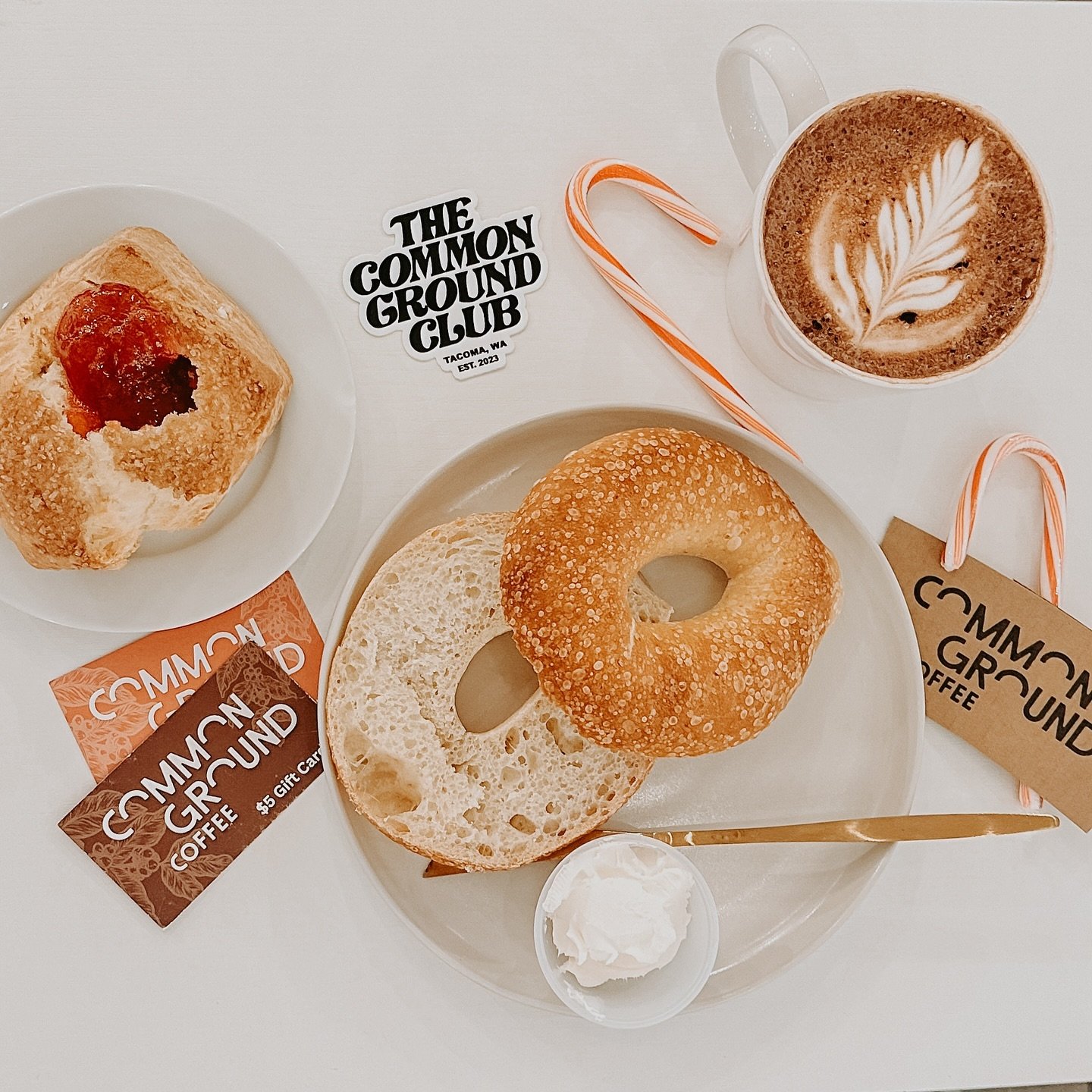 Need some holiday gift ideas? 😍 we got you! ☕️