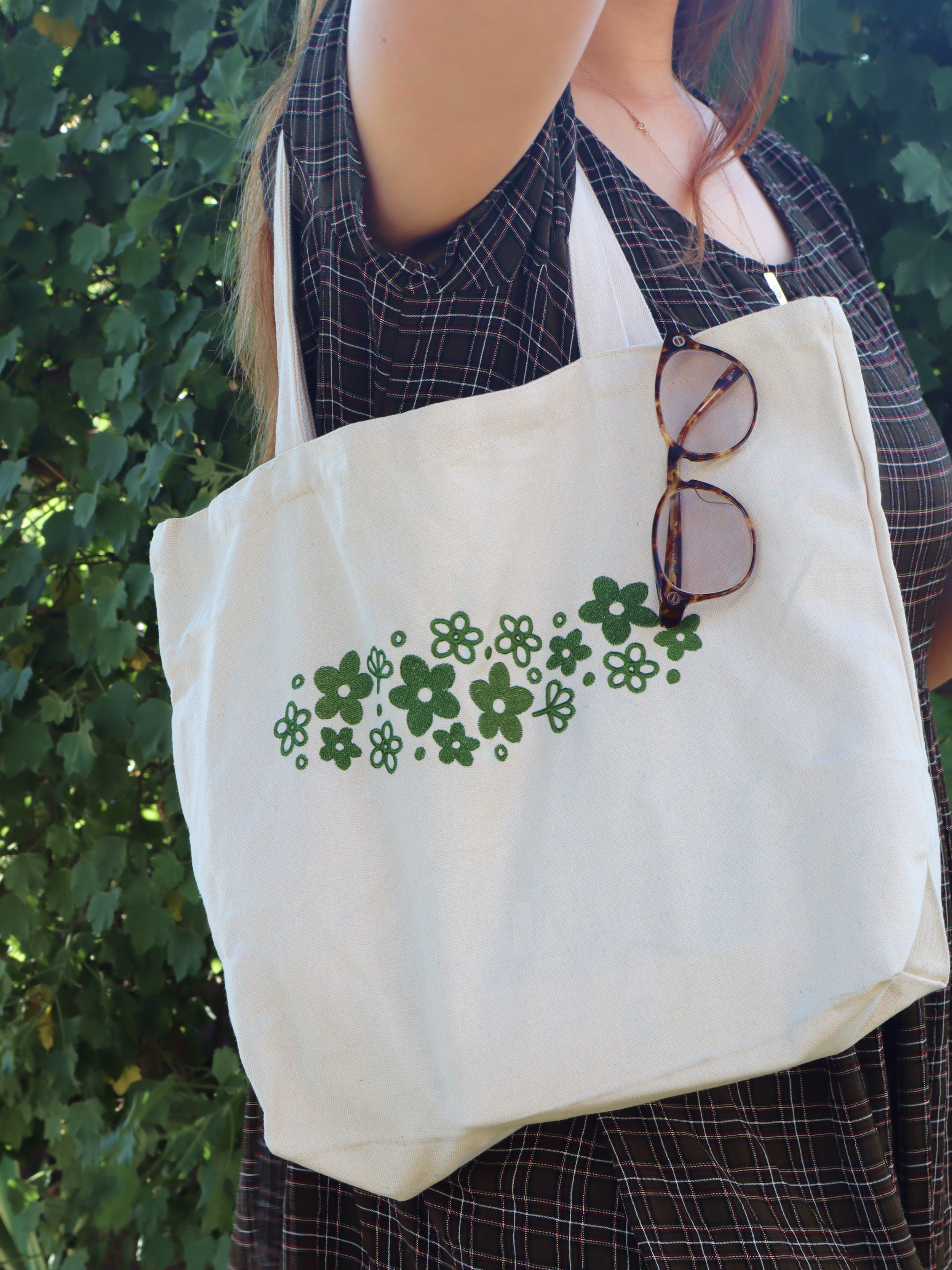 The Crazy Daisy Tote