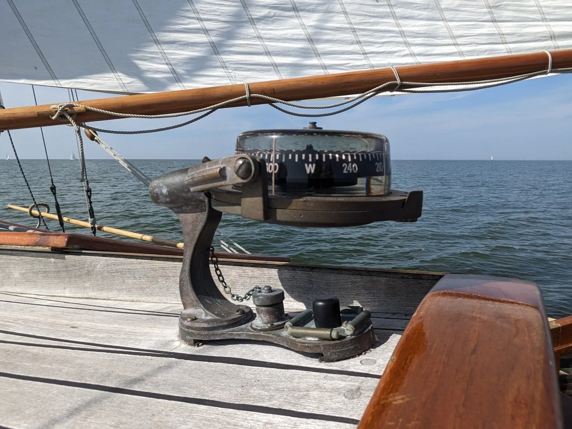 Sestrel Moor kompas.jpg