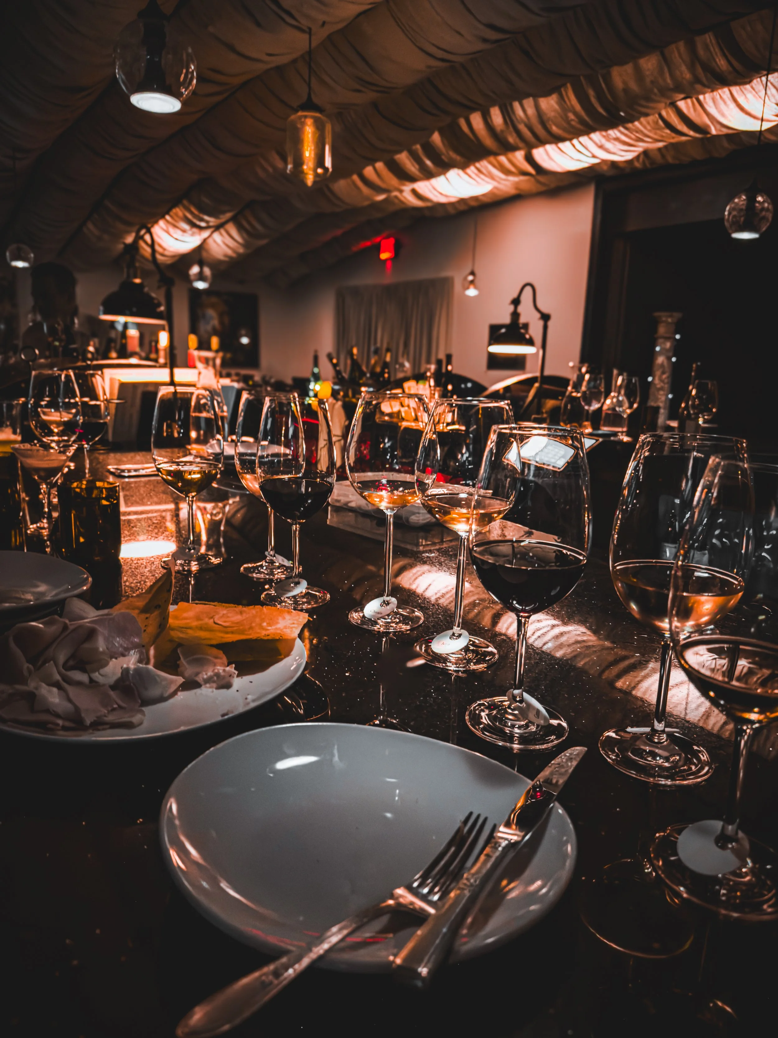 Wine bar - wine flights - live music
