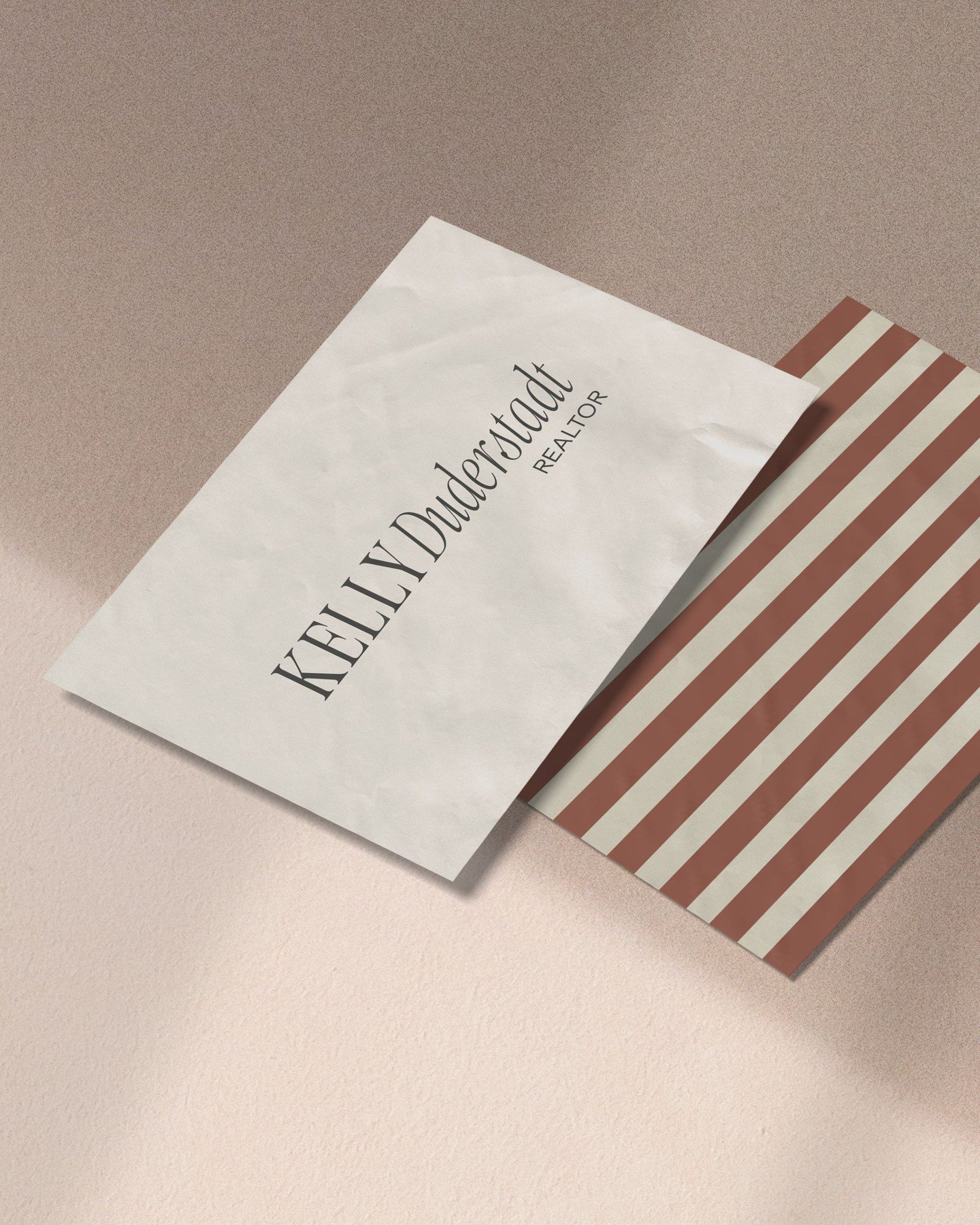 Some brands just click.

From the very first moodboard to the final logo files, @kellyduderstadtrealtor&rsquo;s new brand felt like it was always meant to be&hellip;refined, inviting, and effortlessly her.

Kelly&rsquo;s approach to real estate is bu